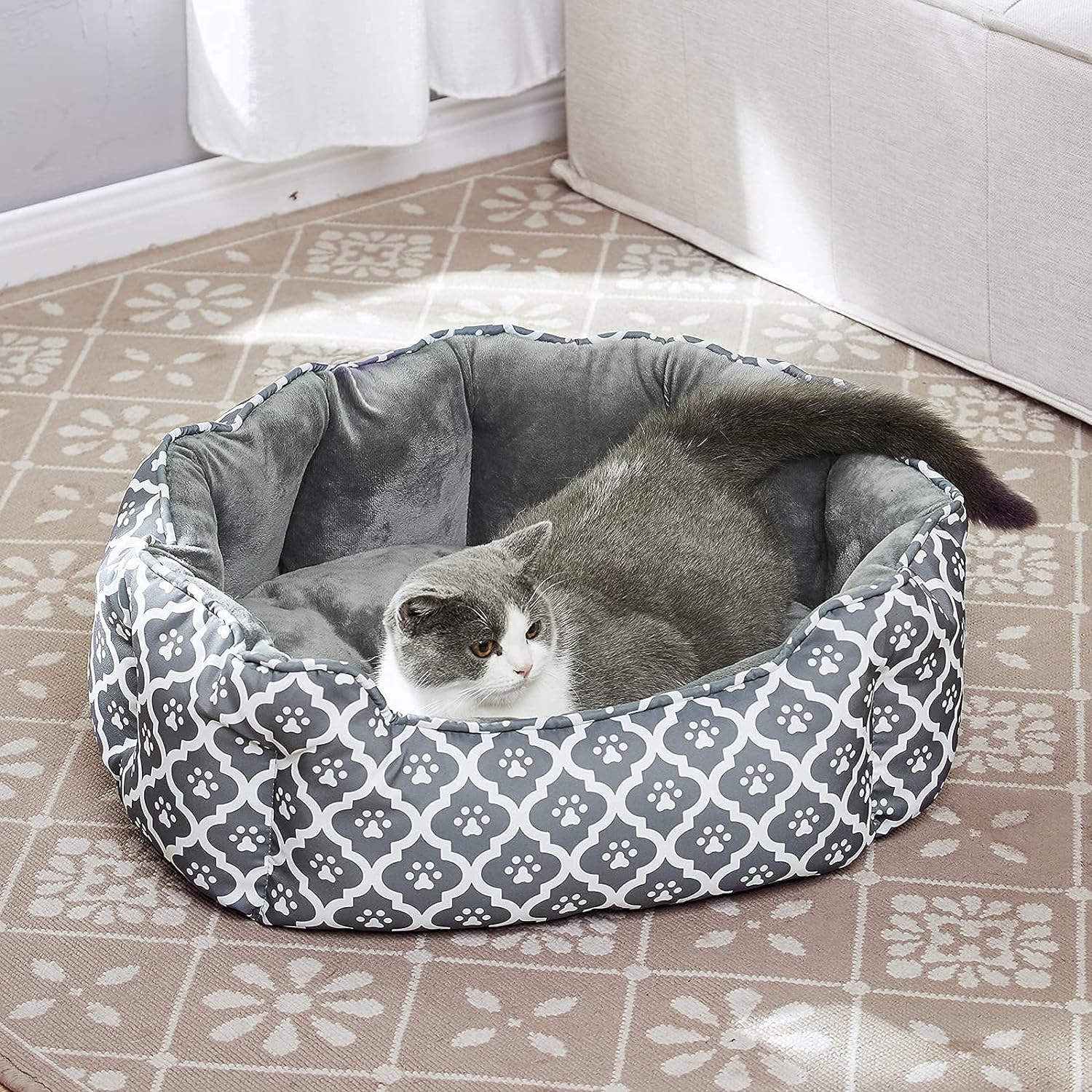 LUCKITTY Cama para gatos, terciopelo suave y cojín Oxford impermeable de dos...