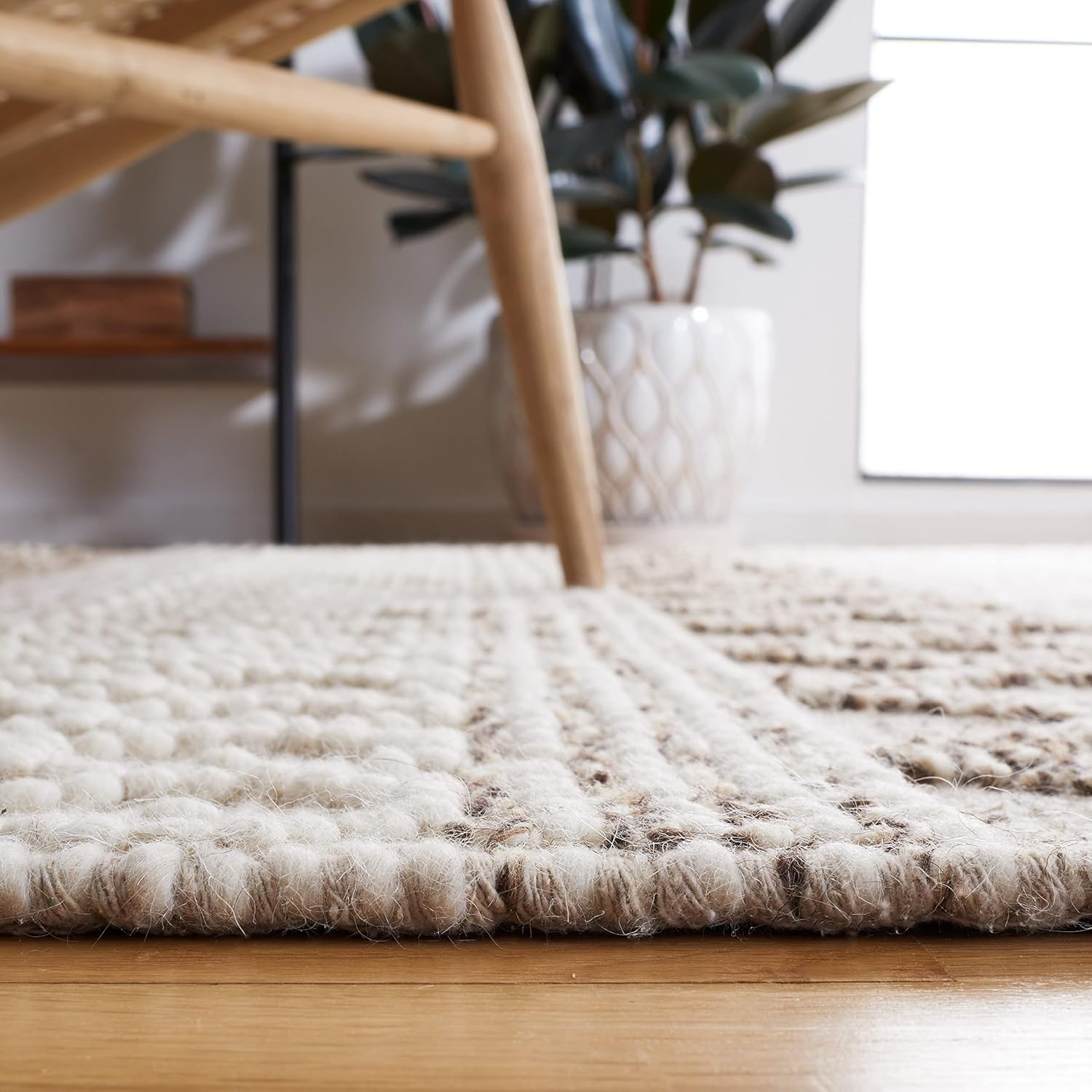 SAFAVIEH Natura Collection - Alfombra de área de 5 x 8 pies, marfil y marrón,...