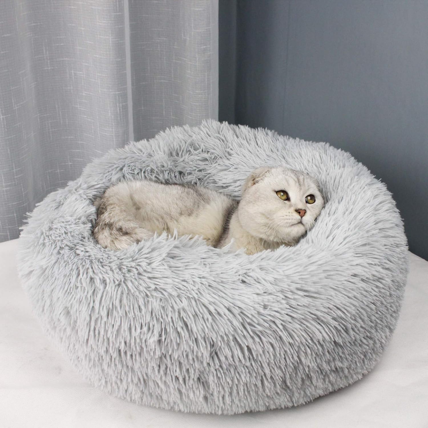 BODISEINT - Moderna cama redonda de felpa suave para gatos o perros pequeños,...