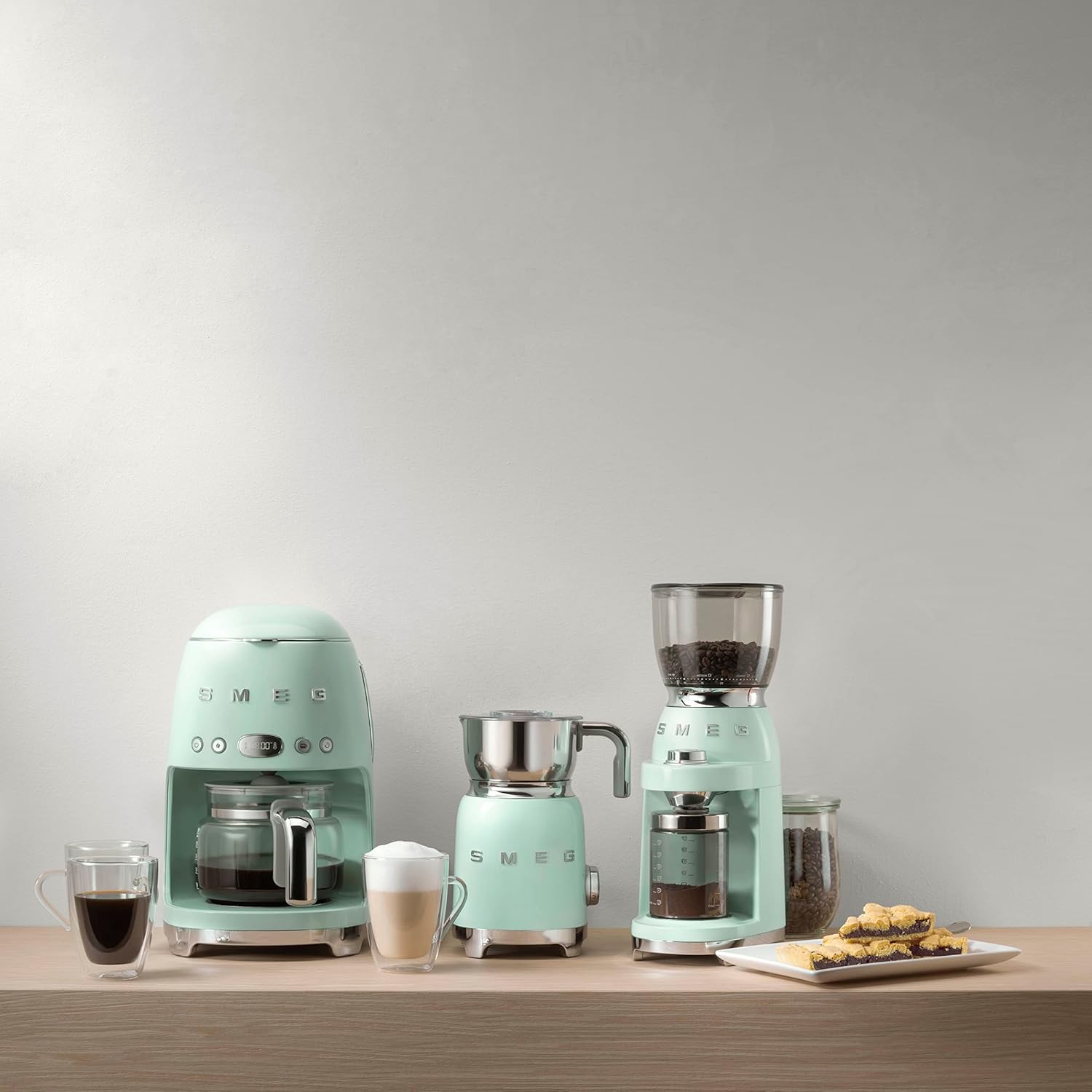Smeg 1950's - Cafetera programable de 10 tazas, estilo retro