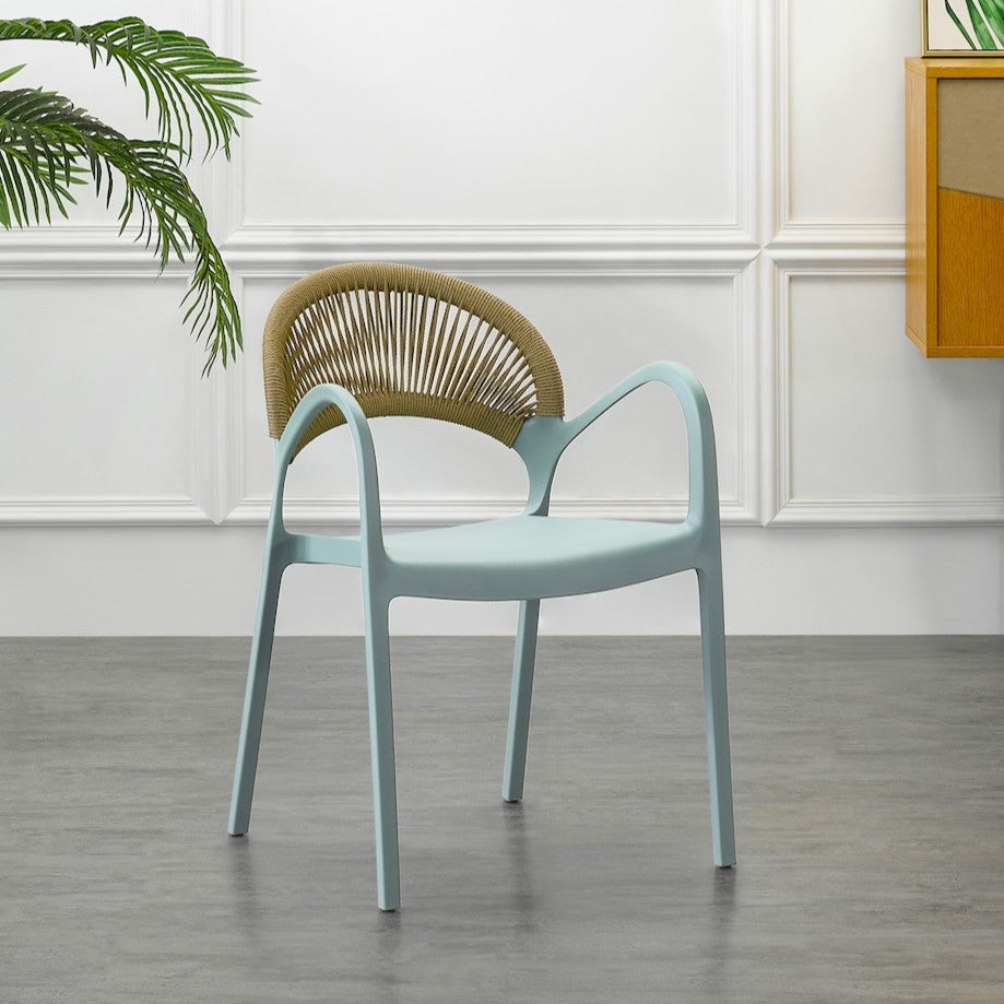 Silla Daytona, Azul Claro, con Espaldar, Reposa Brazos y Diseño Minimalista