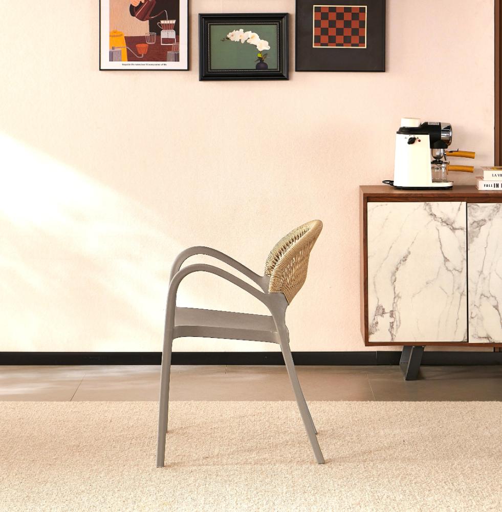 Set de 4 Sillas Daytona, Taupe y Café Claro, con Espaldar, Reposa Brazos y Diseño Minimalista