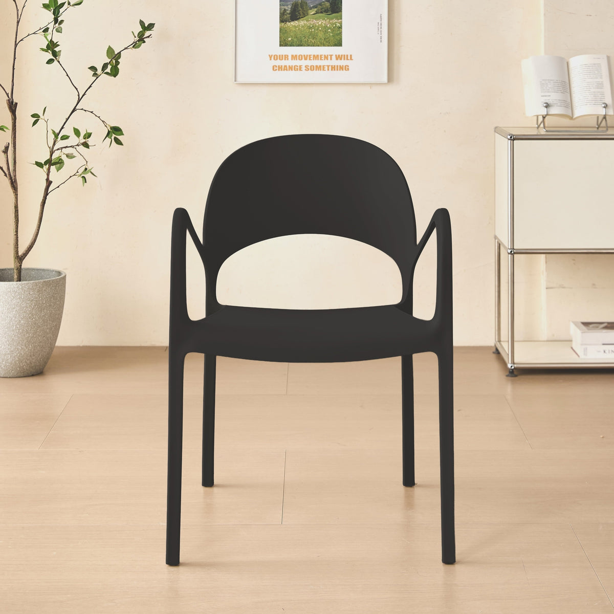 Set de 4 Sillas Bremen, Negra, con Espaldar, Reposa Brazos y Diseño Minimalista