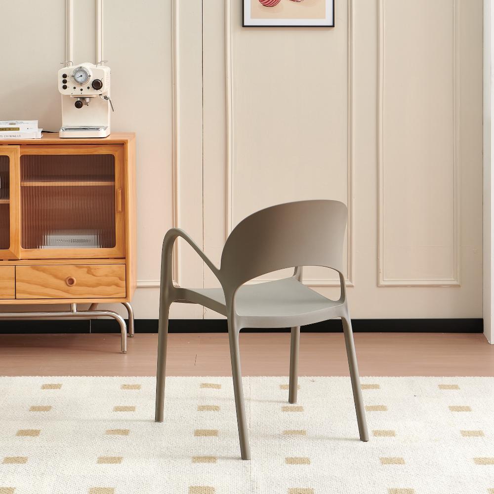 Silla Bremen, Taupe, Con espaldar, reposa brazos y diseño minimalista X4