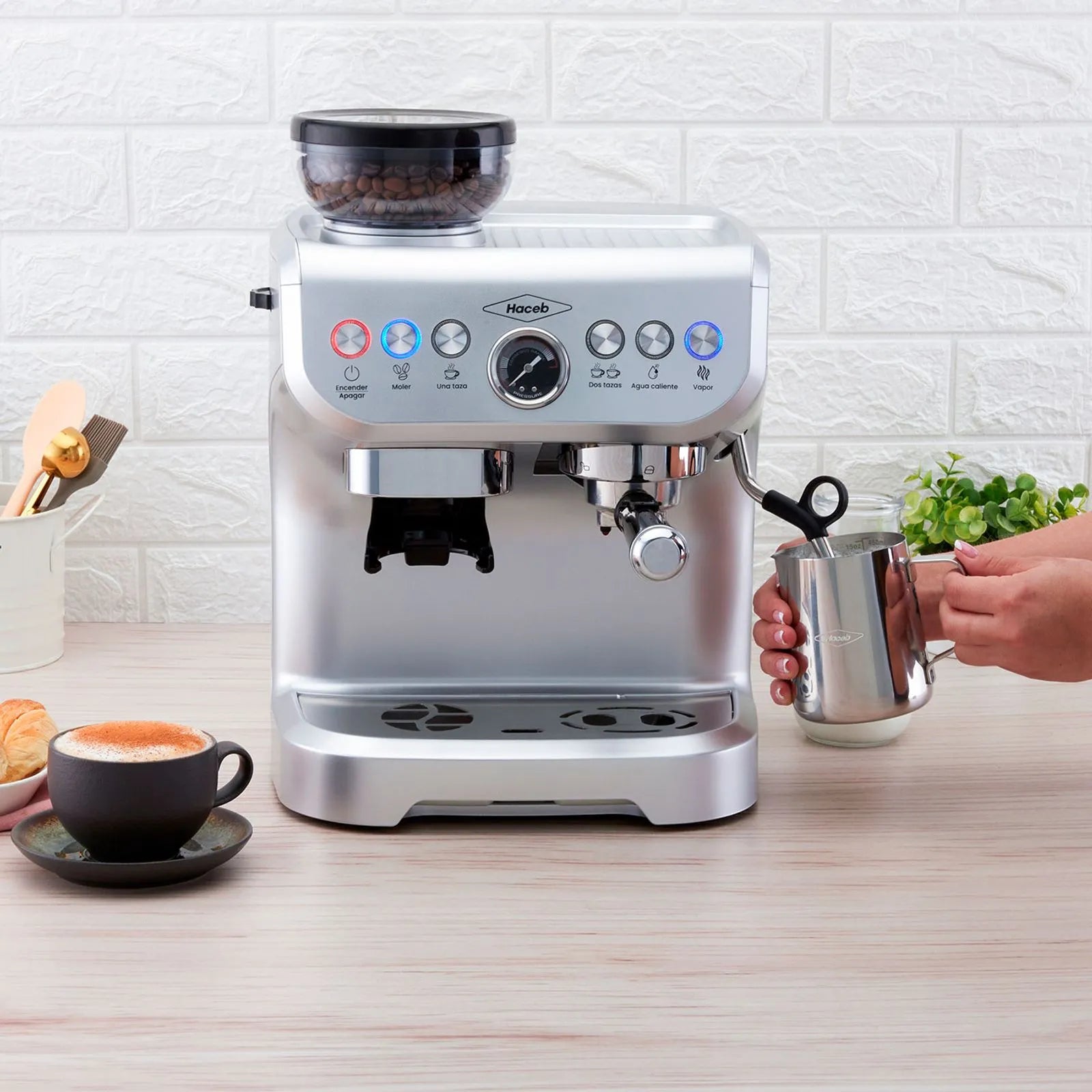 Máquina de Café Haceb Con Molino Integrado Inox