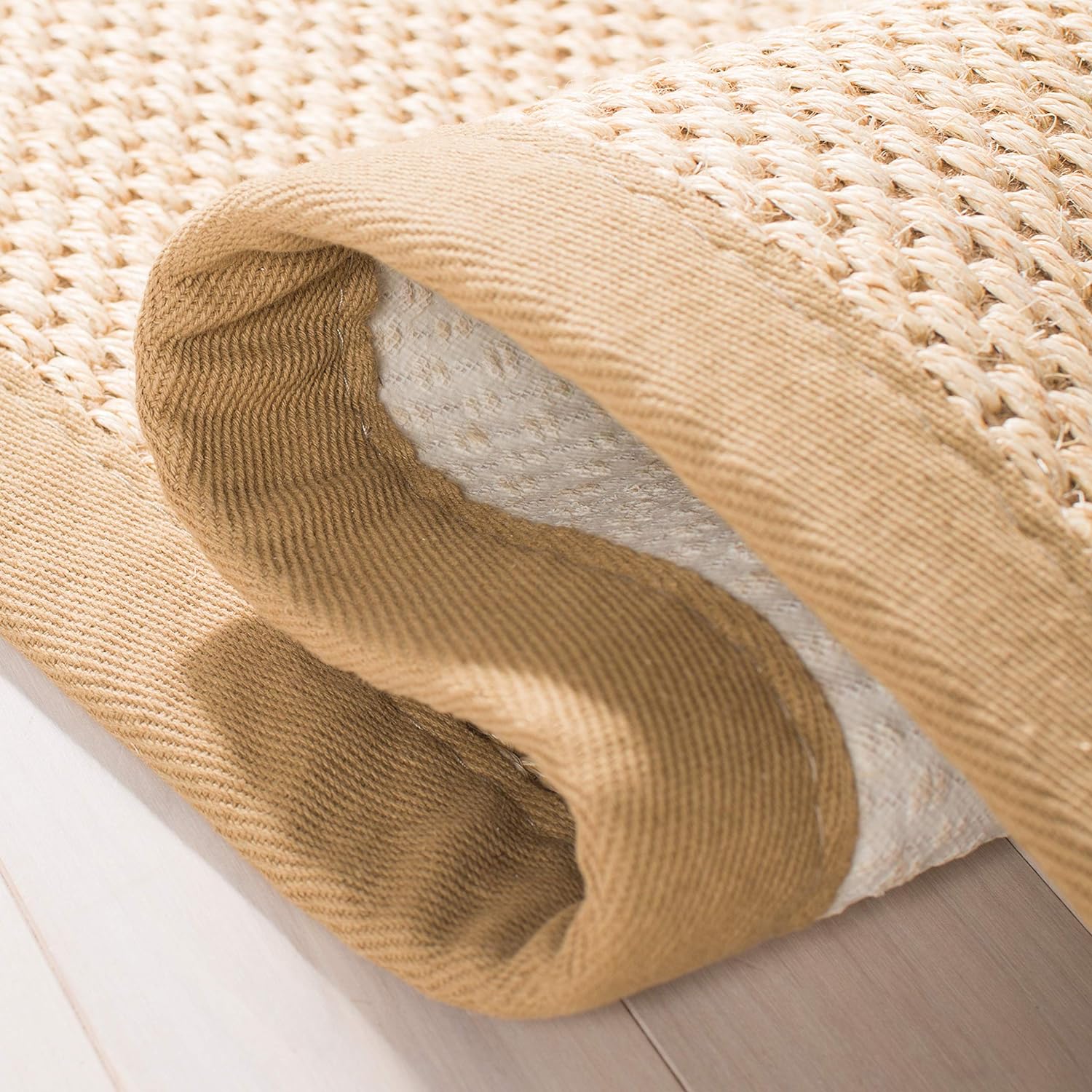 Safavieh Natural Fiber Collection NF141A tapete de sisal color maíz y negro con...