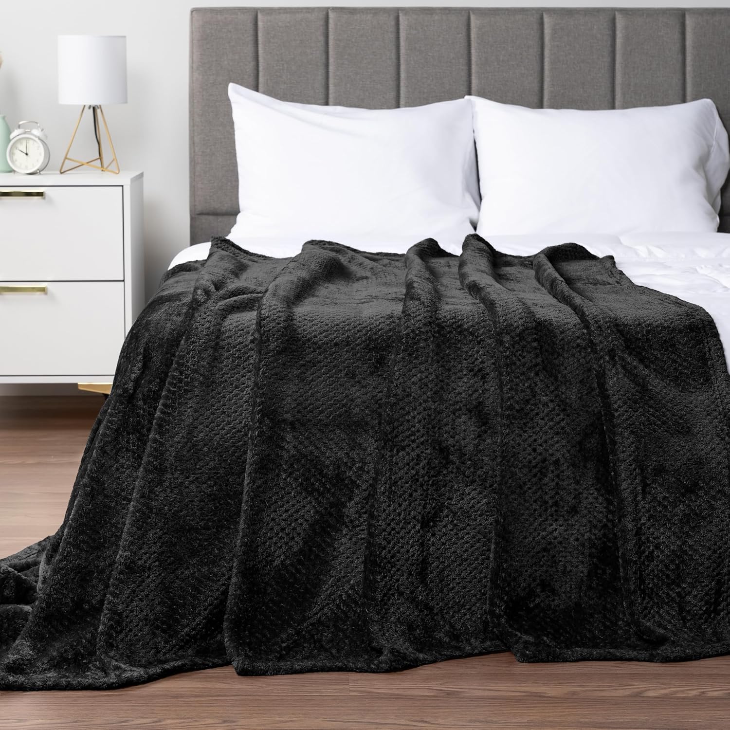 PAVILIA Manta negra para sofá cama, manta de forro polar suave para sofá y...