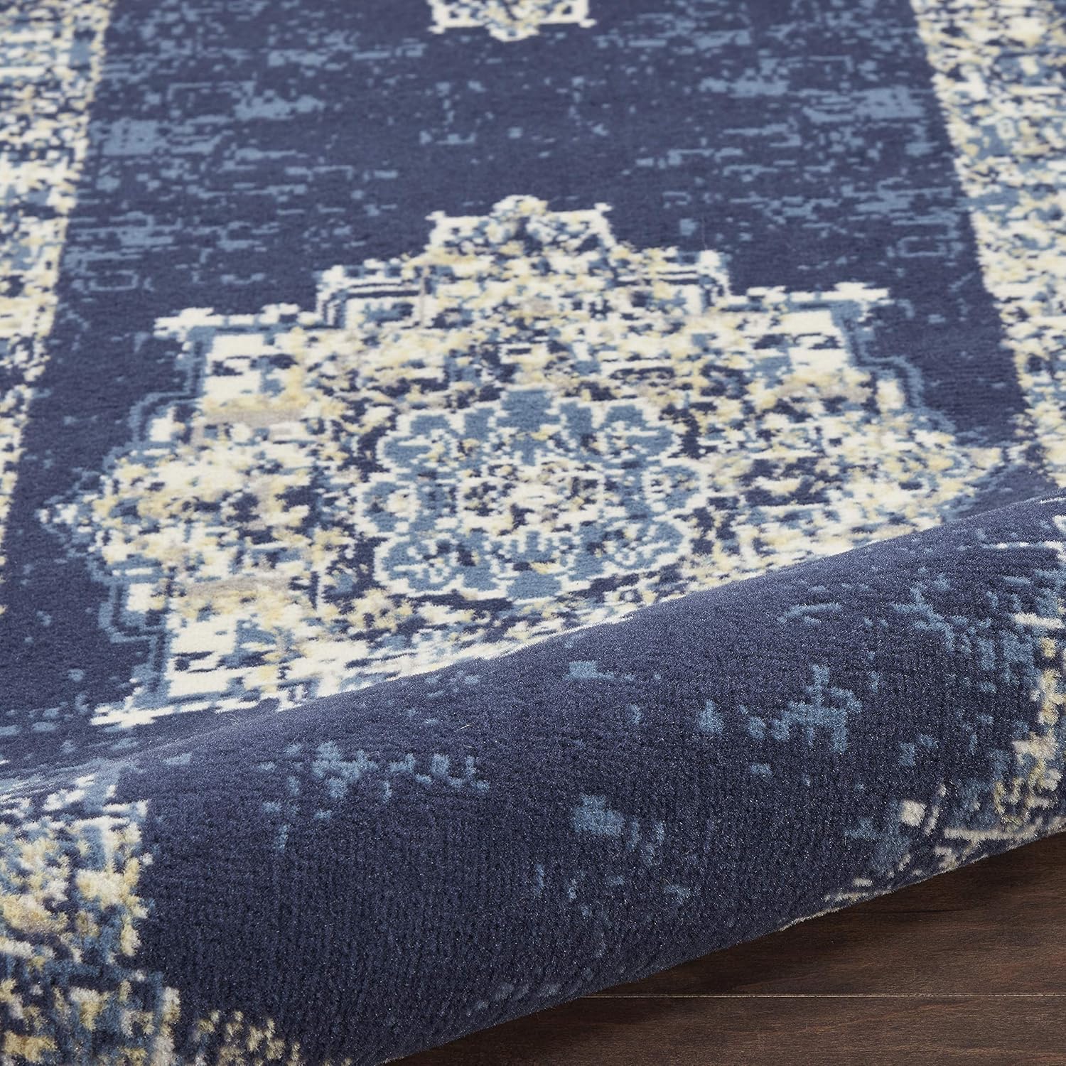 Nourison Grafix Alfombra persa azul marino de 2 pies 3 pulgadas x 10 pies,