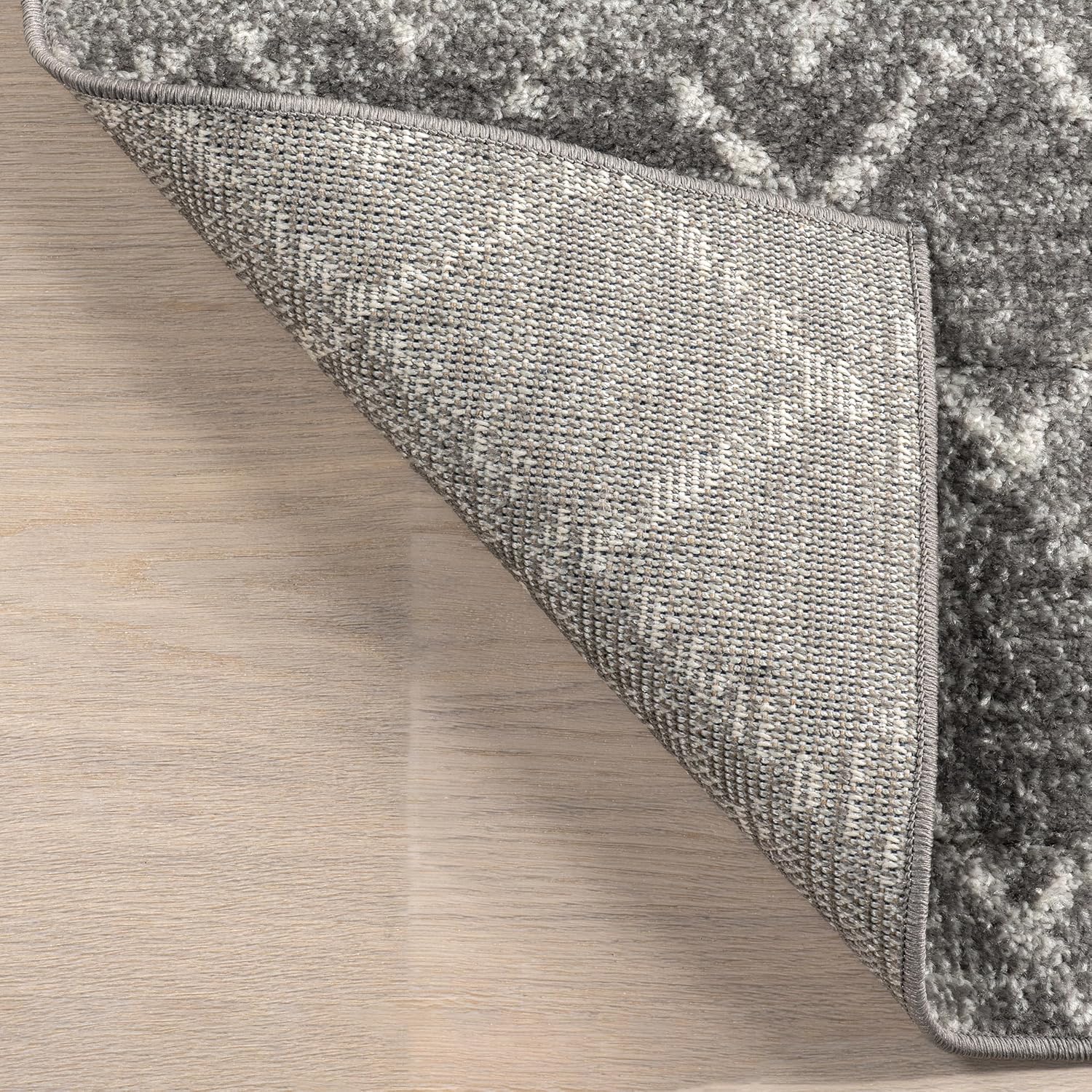 Alfombra decorativa Blythe marroquí, 2 'x 3', gris oscuro