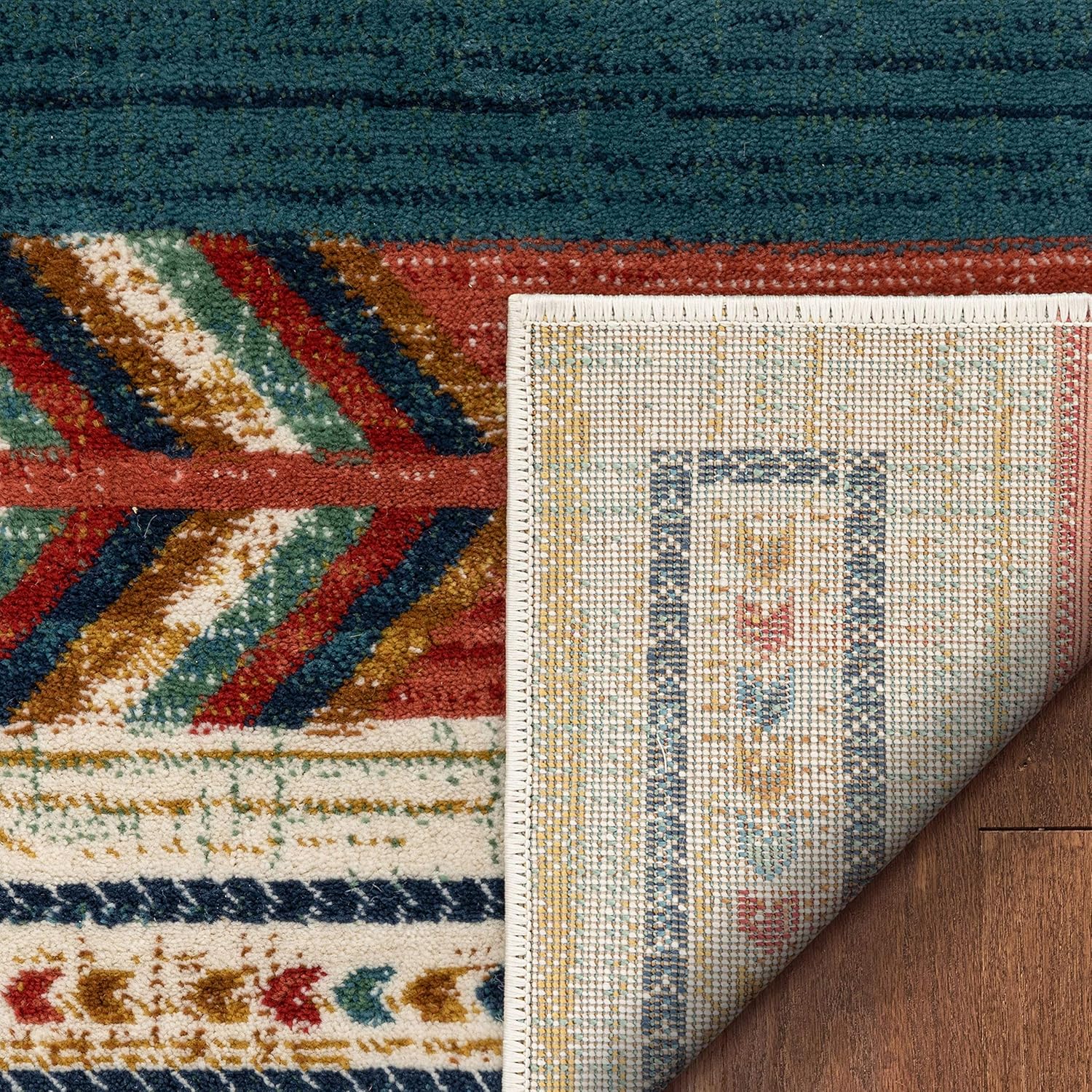 Alfombra con medallón tribal del suroeste en azul cantón, carmesí