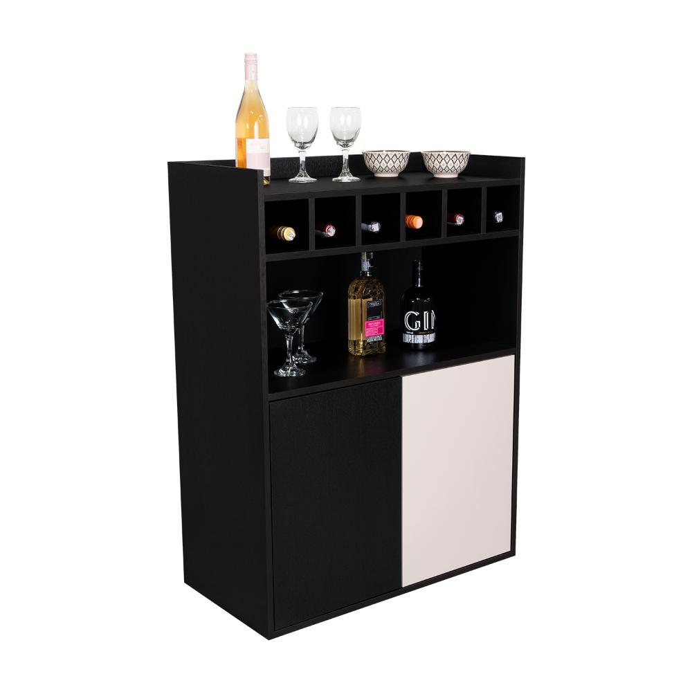 Bar Cuera, Capri y Wengue,  con espacio para almacenar botellas