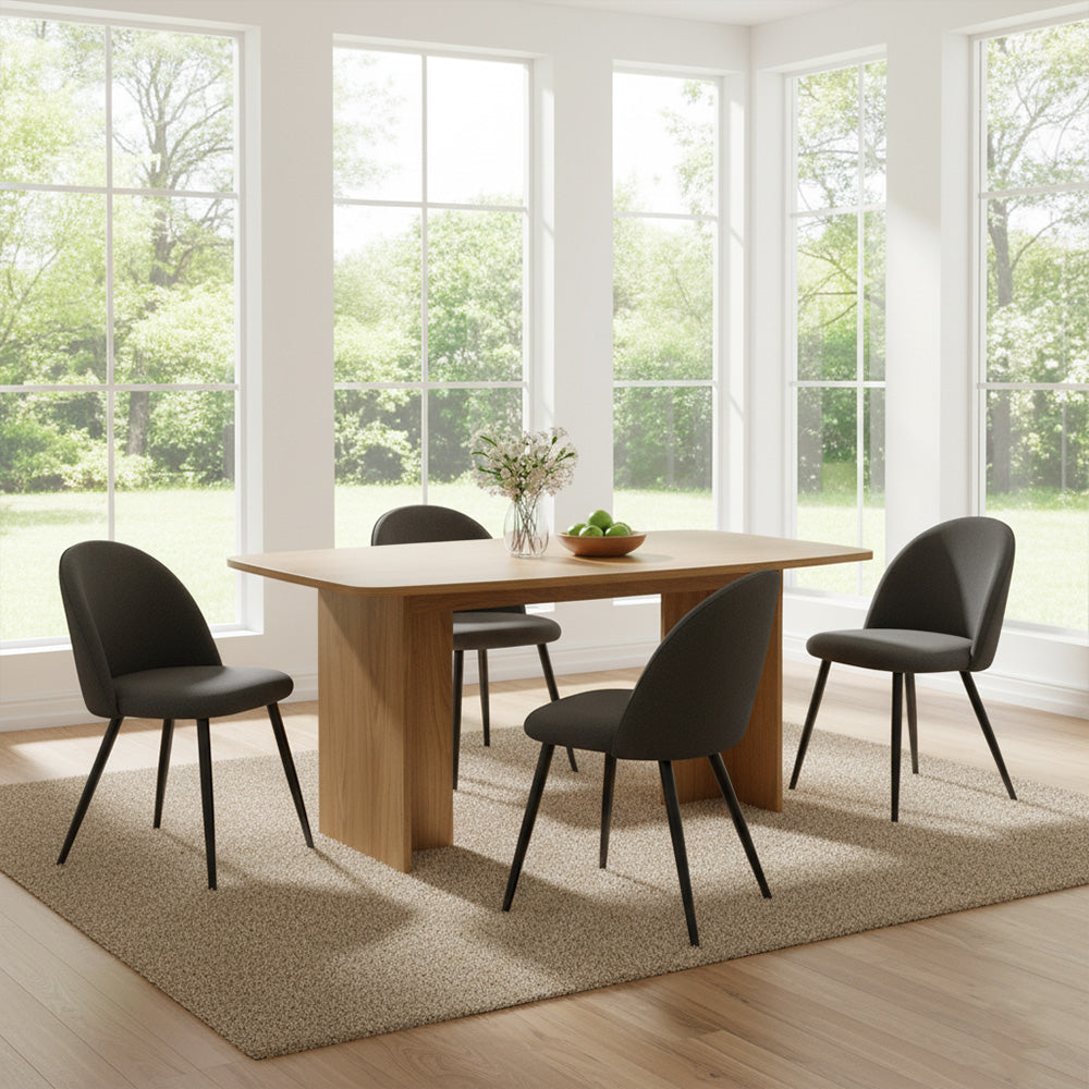 Set de 4 Sillas Core, Color Negro, Con espaldar y diseño Moderno