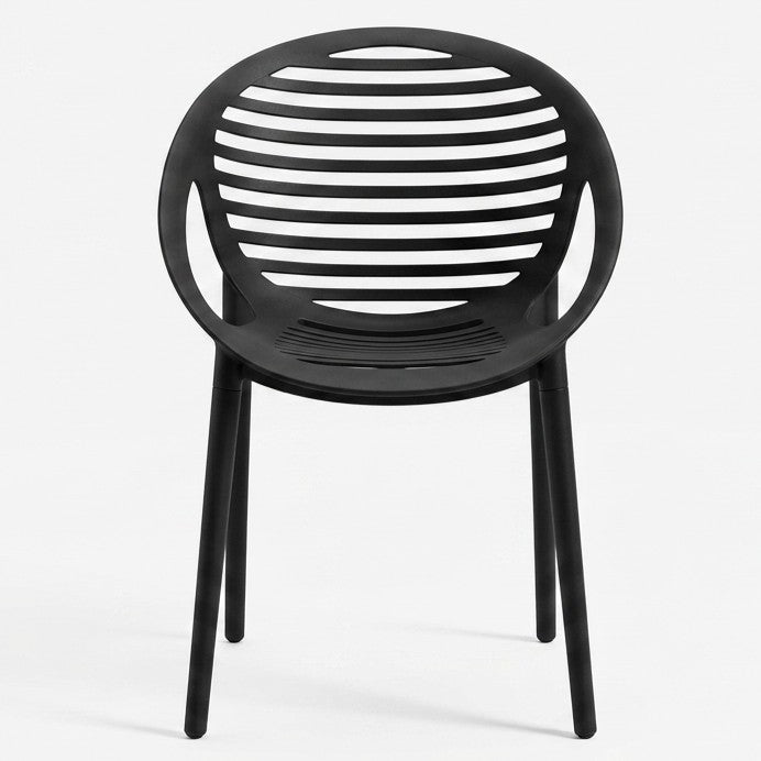 Set de 4 Sillas Tokio con Brazos, Color Negro, con Espaldar y Diseño Moderno