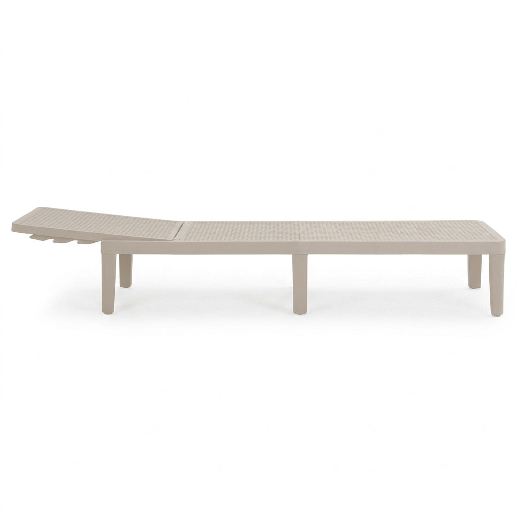 Cama Asoleadora Delhi, Gris Claro, Diseño Minimalista