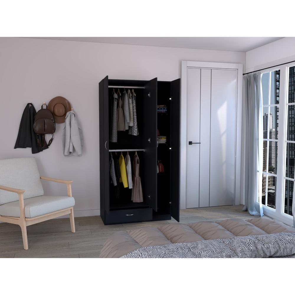 Clóset Viltex, Wengue, con Amplios Espacio para Ropa y Tres Puertas Abatibles