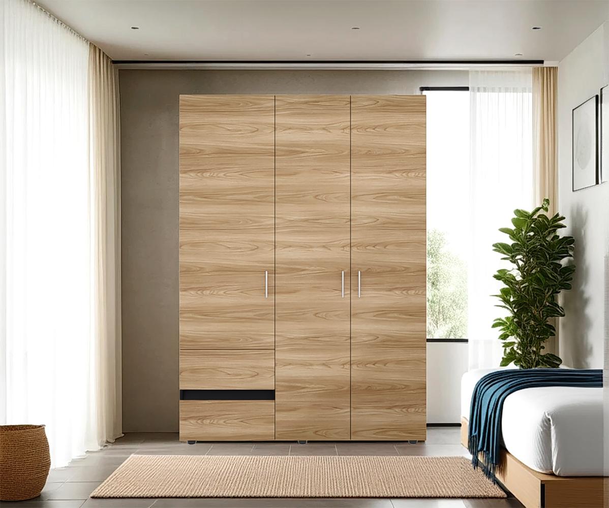 Closet Light 140, Fresno Europeo y Wengue, con tres puertas abatibles