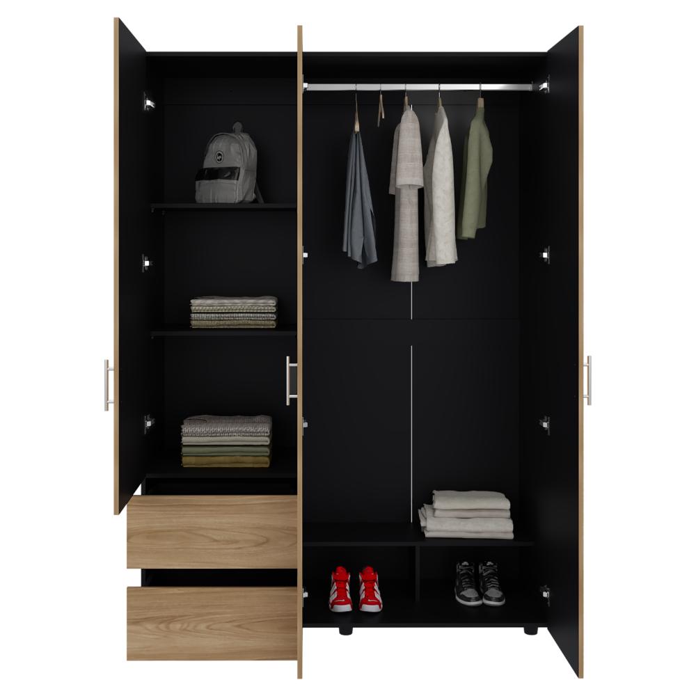 Closet Light 140, Fresno Europeo y Wengue, con tres puertas abatibles