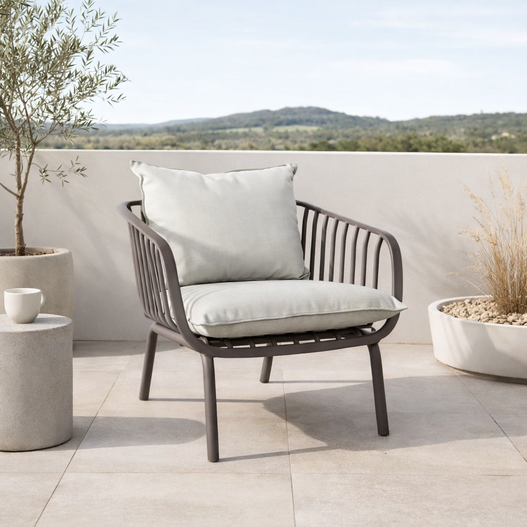 Sala de Exterior Sorrento, Color Taupe, con Cojines Beige, 4 Piezas