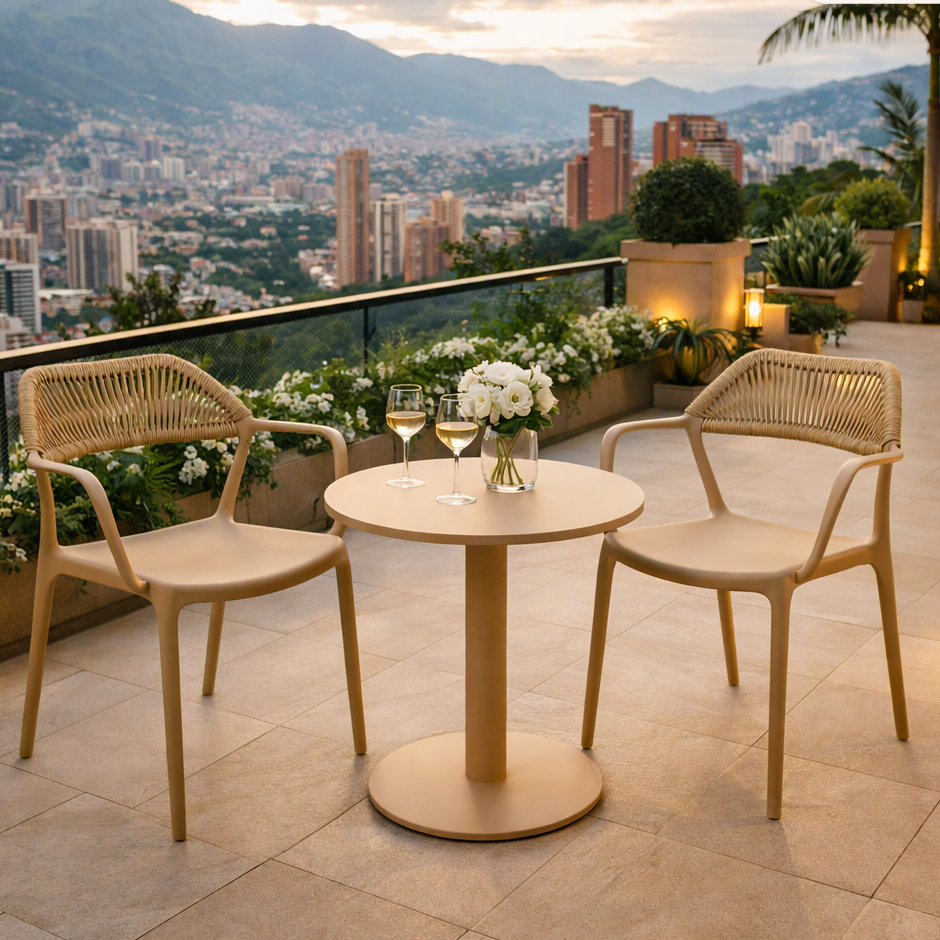 Set de 4 Sillas con Brazos Bombay, Khaki y Beige, con Espaldar en Cuerdas y Diseño Moderno