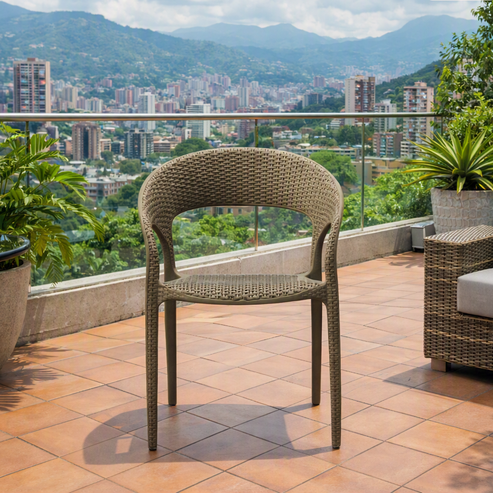 Silla Axel, Taupe, con Espaldar, Reposa Brazos y con Textura Trenzada