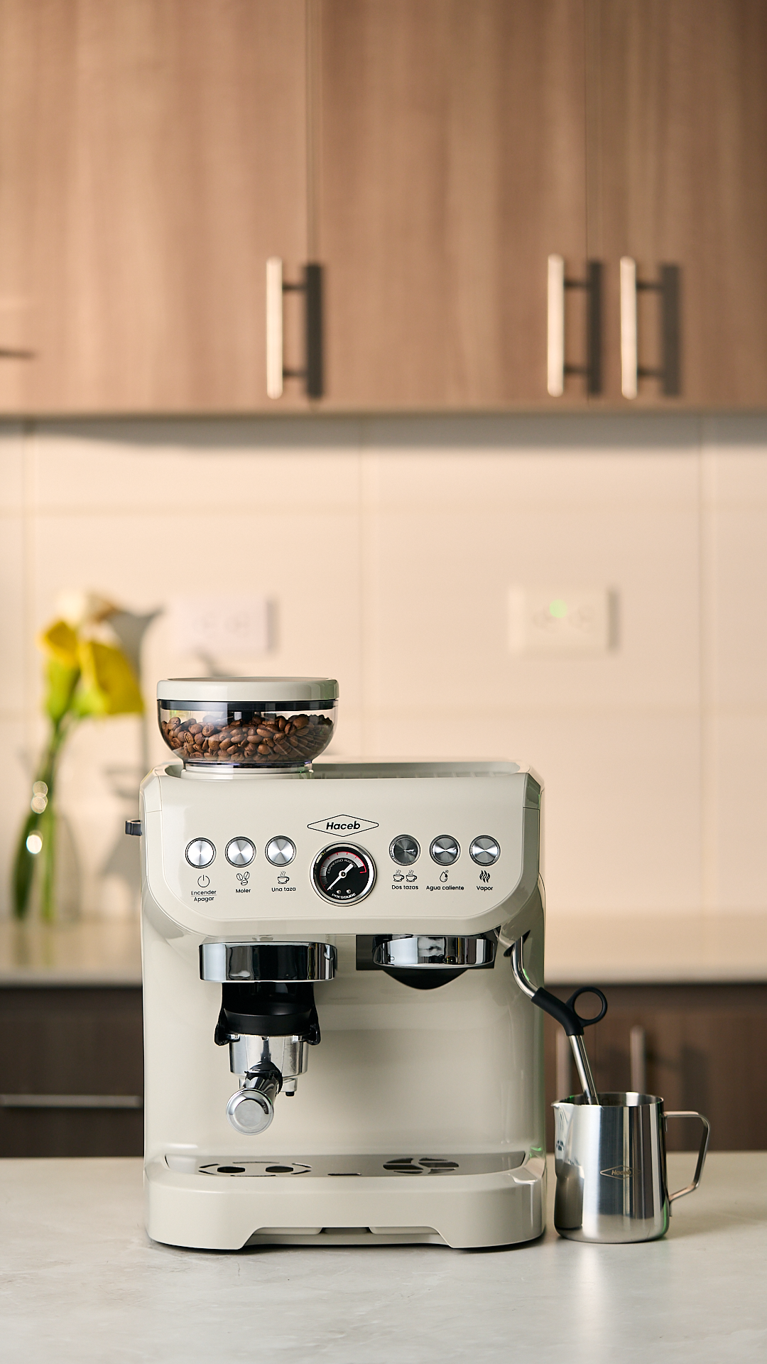 Máquina De Café Haceb Con Molino Integrado Lino