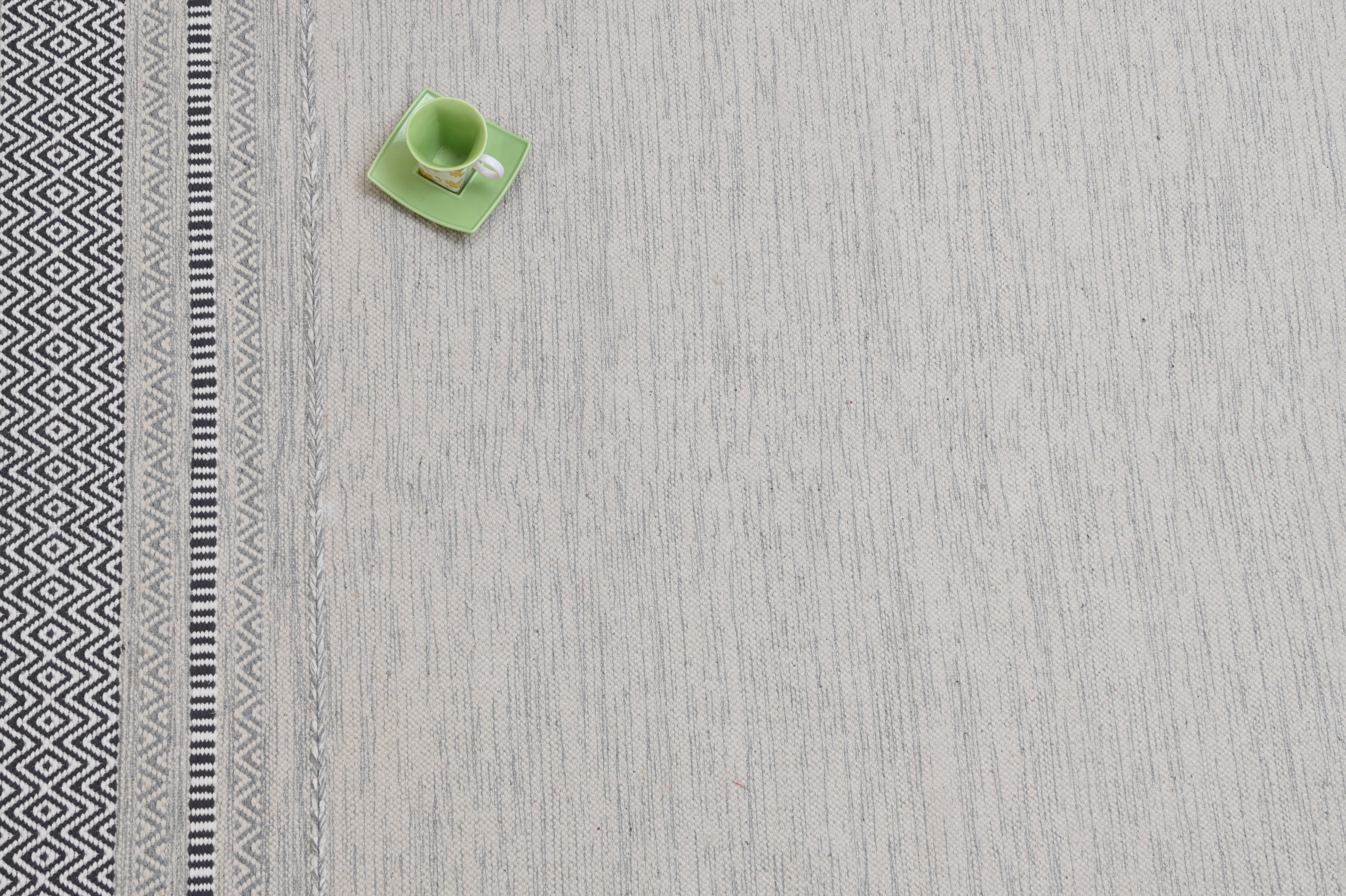 Alfombra Decoghar Ic14540 Kellim Con Soporte, Gris