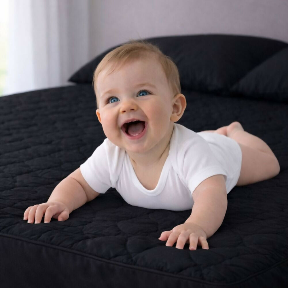 Combo protector colchon doble acolchado negro 140x190cm