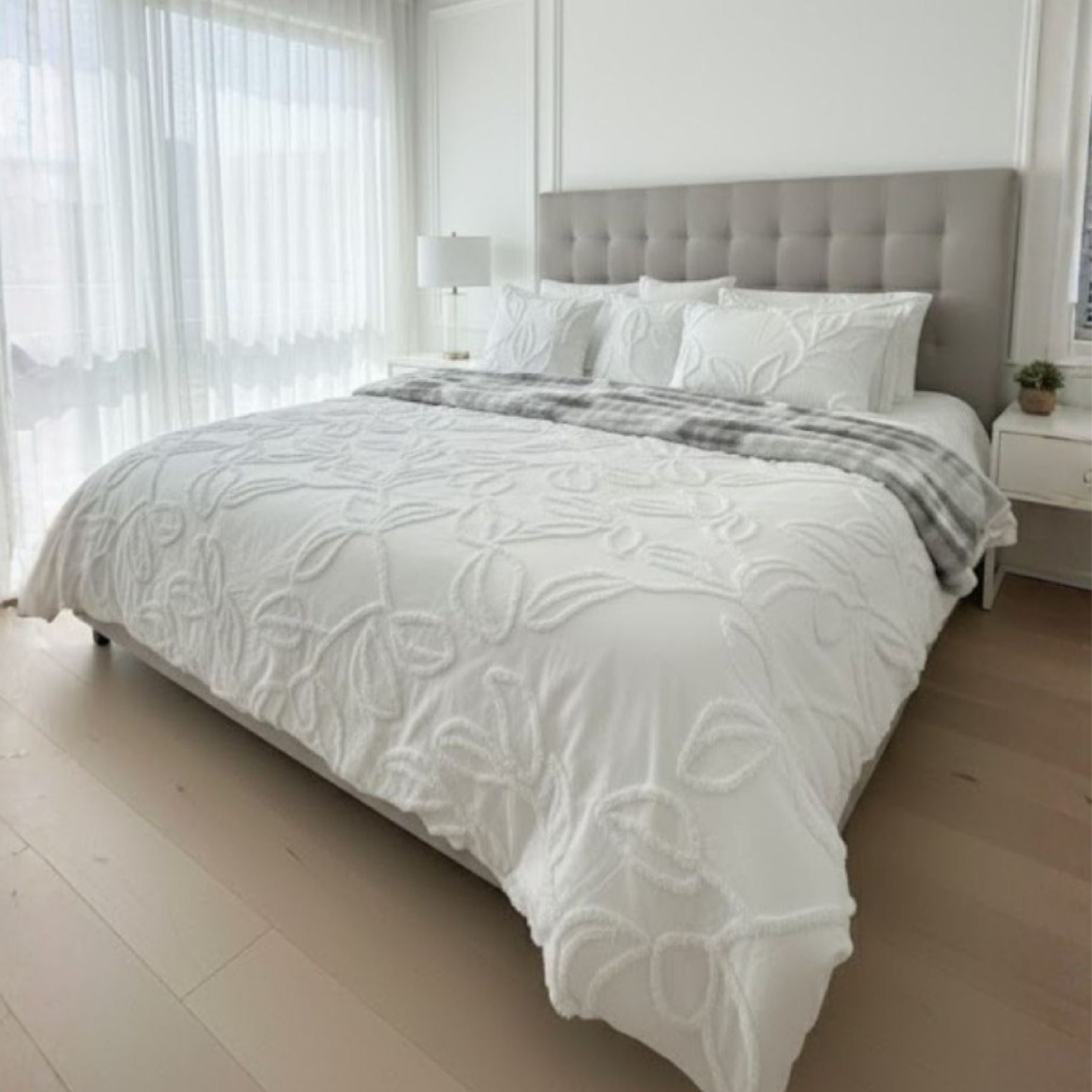 Duvet Harmony Leaf – Blanco + Plumón - King