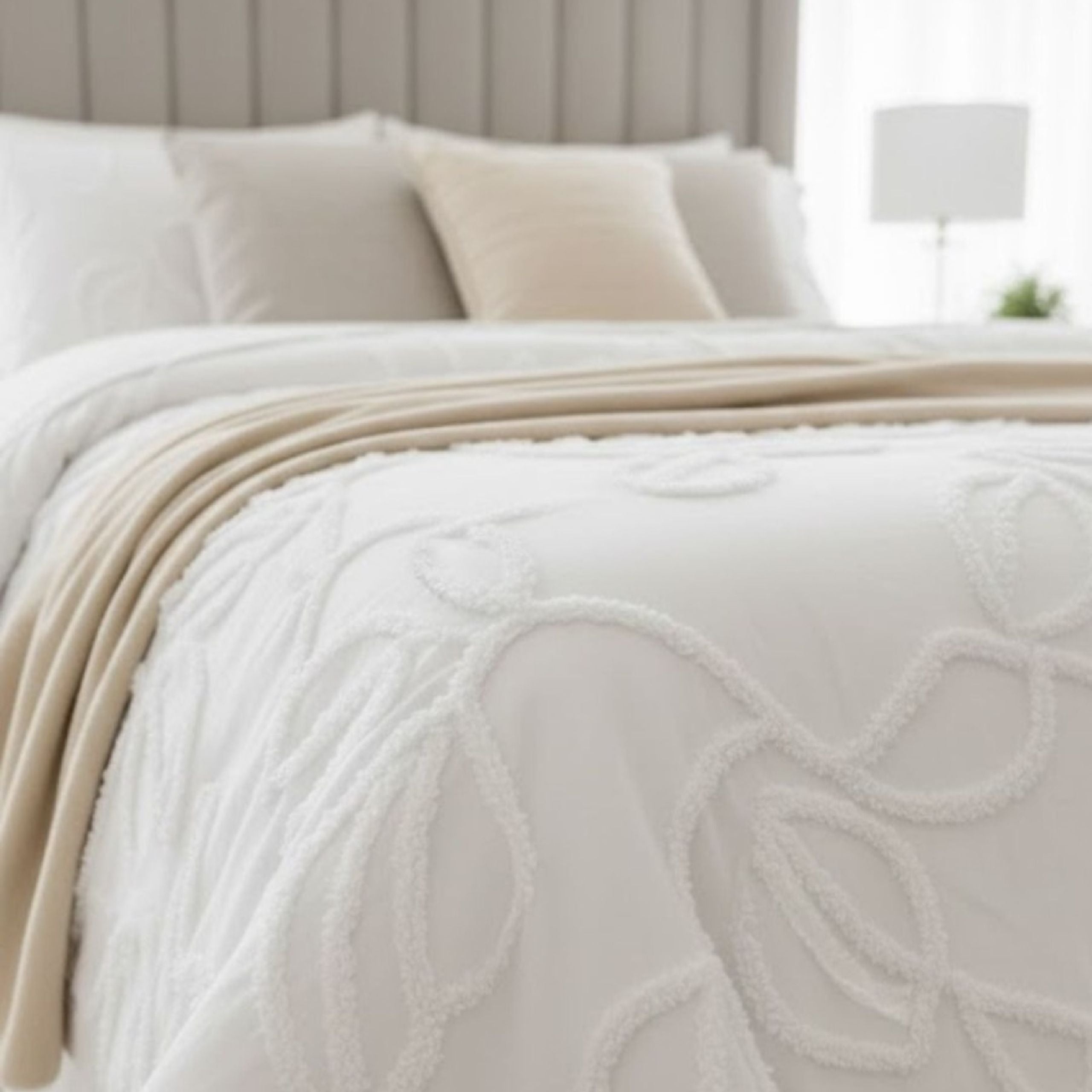 Duvet Harmony Leaf – Blanco + Plumón - King