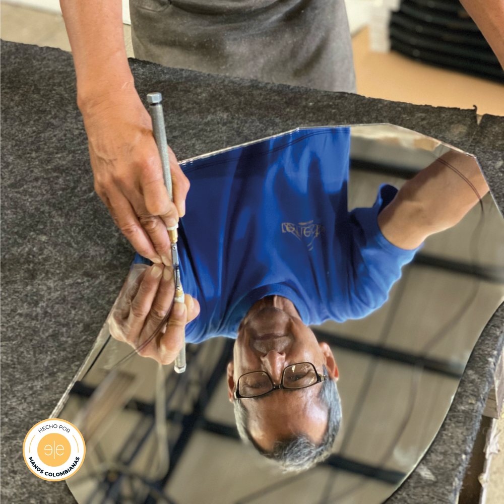 Espejo Curvo Lucera, Gris, Diseño Moderno