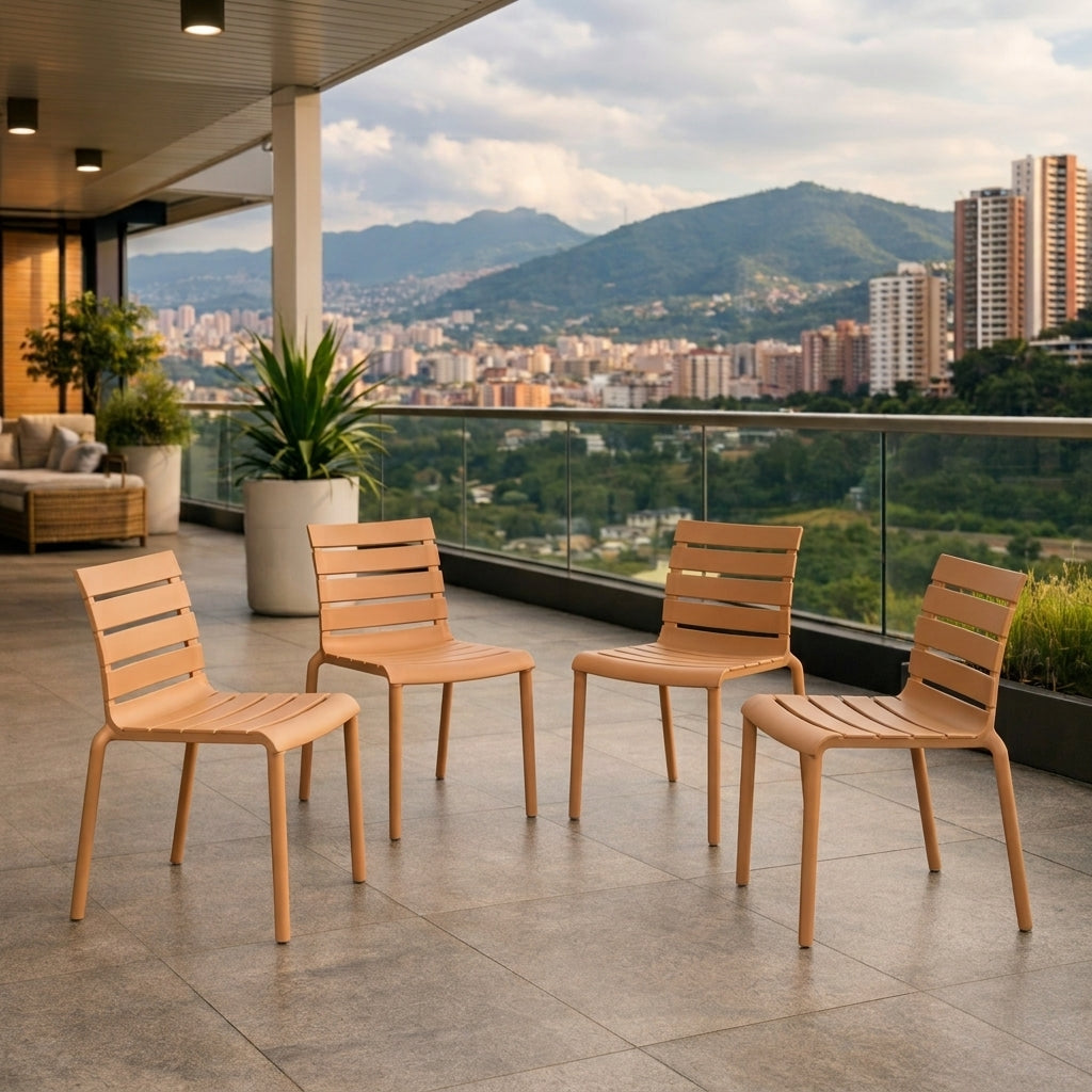 Set de 4 Sillas Montana, Color Café, con Espaldar en Líneas Diseño Moderno