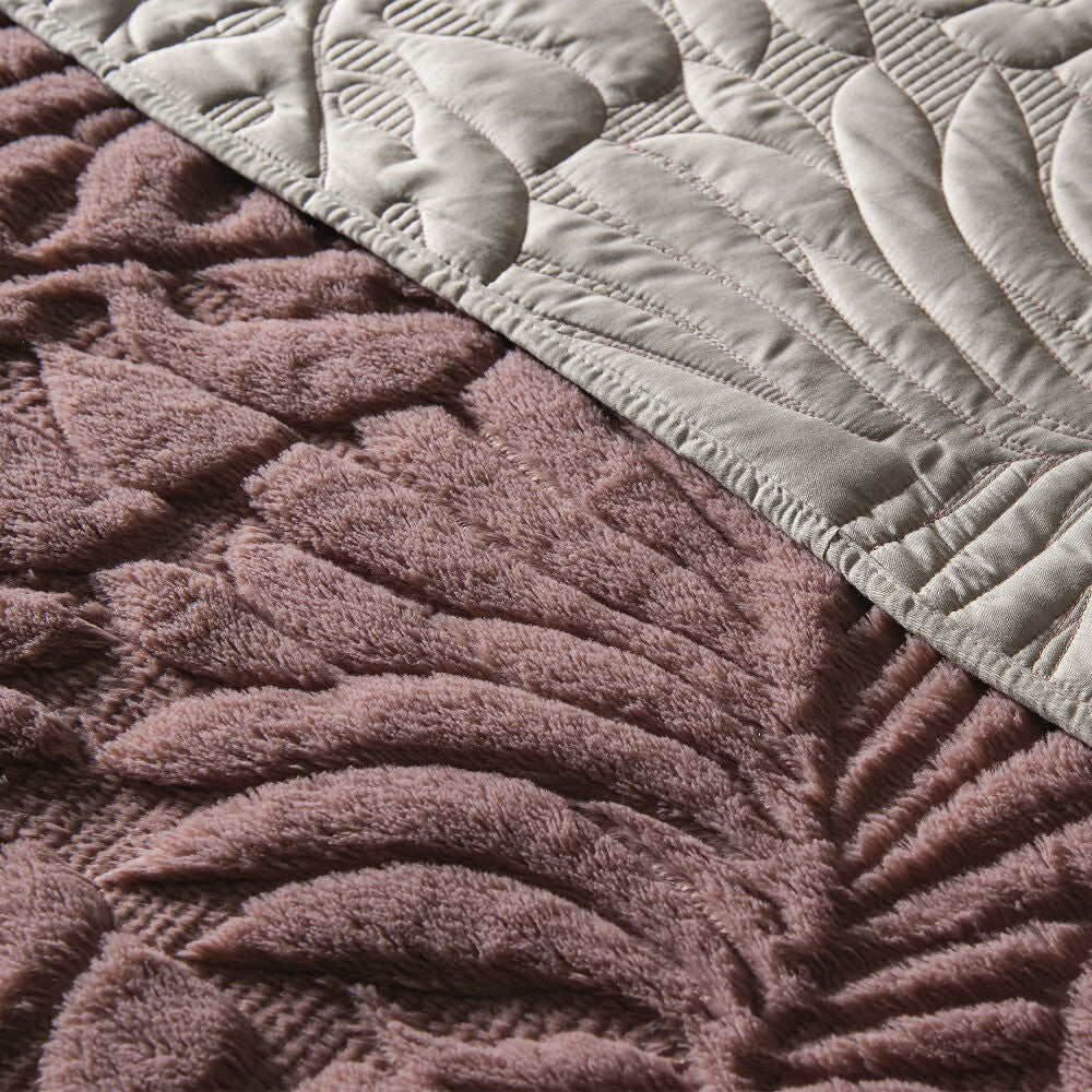 87770-2 Edredón Voga Mulberry Doble Faz, para cama King,  Textura en Relieve - Envío Gratis