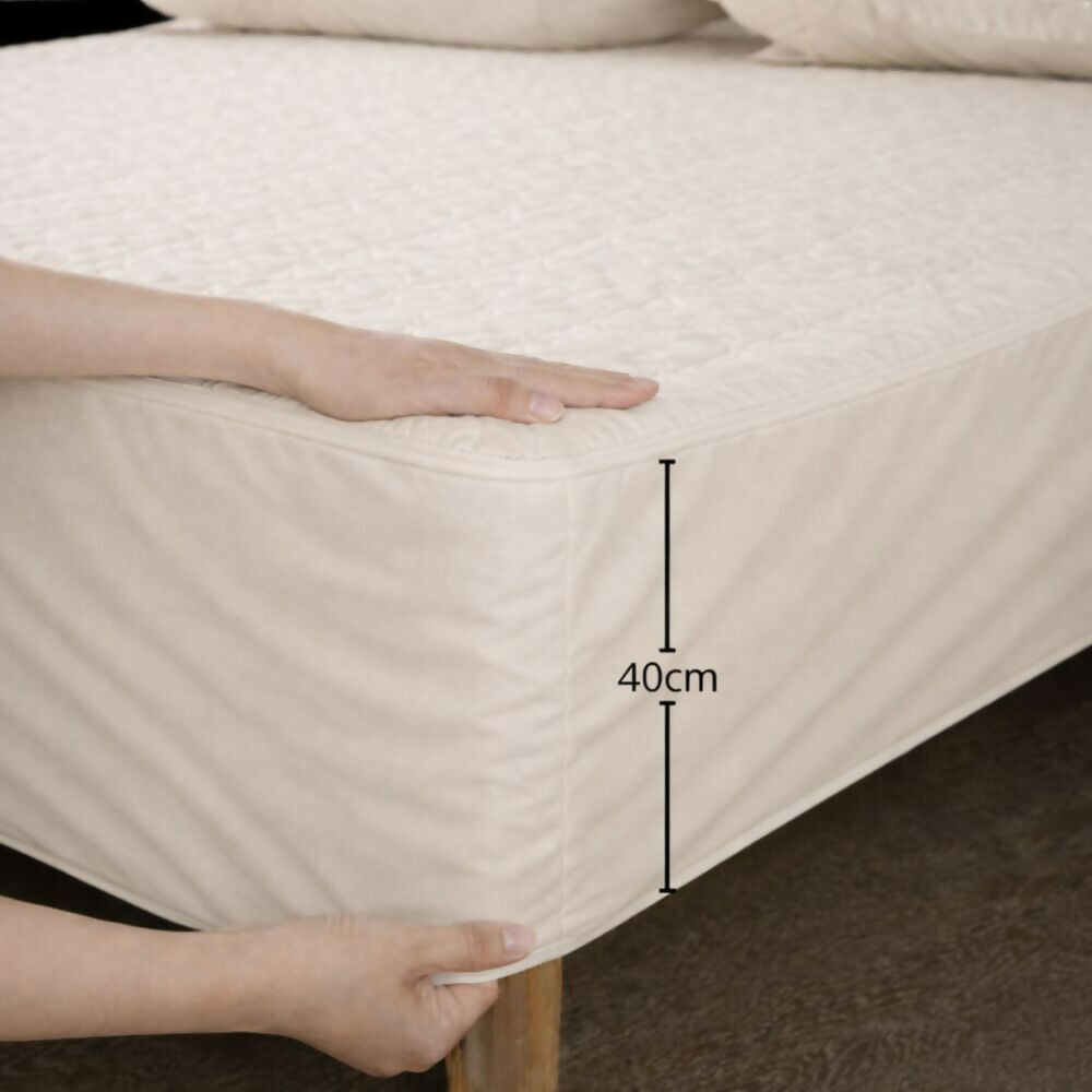 Combo protector colchon queen acolchado beige 160x190cm