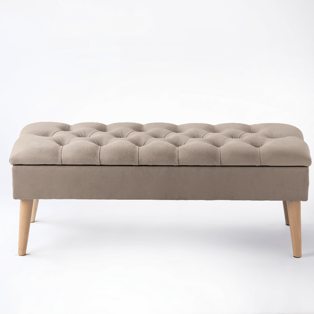 Baúl Capitoneado Patas en Madera Beige