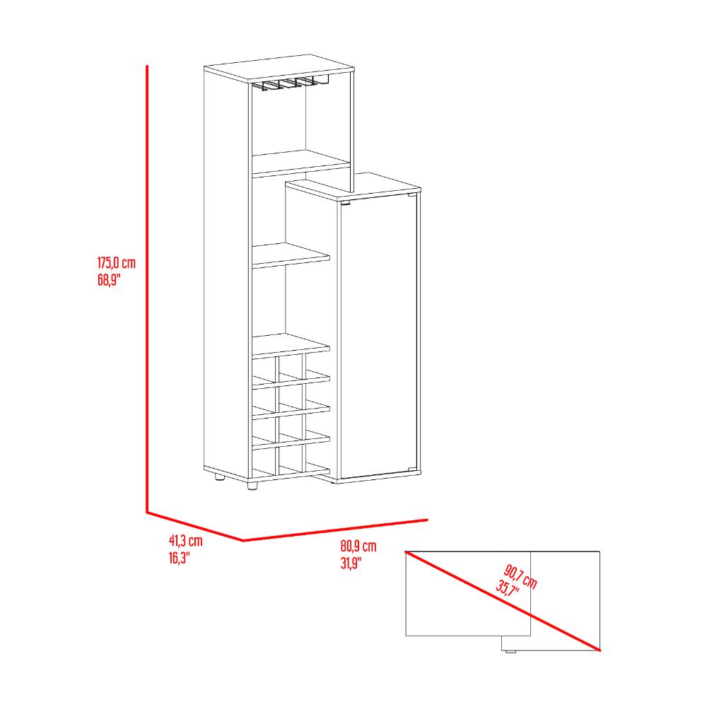 Bar Ozzy, Wengue y Milan, con espacio para organizar licores y vasos