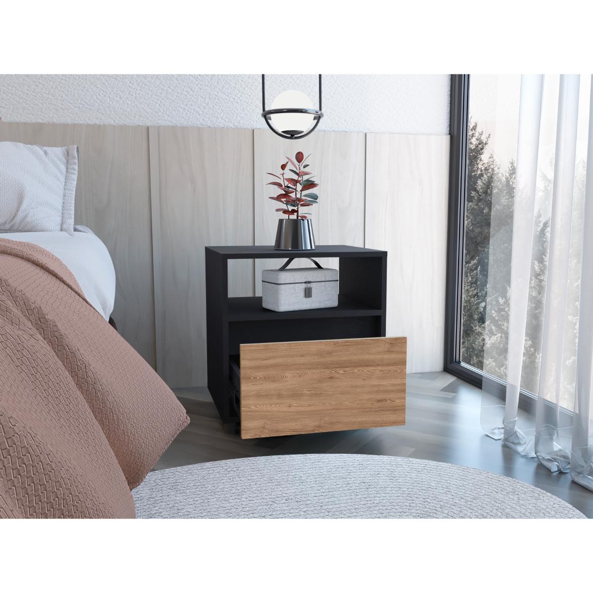 Mesa de Noche Cruella, Wengue y Miel, con espacio para colorcar objetos decorativos