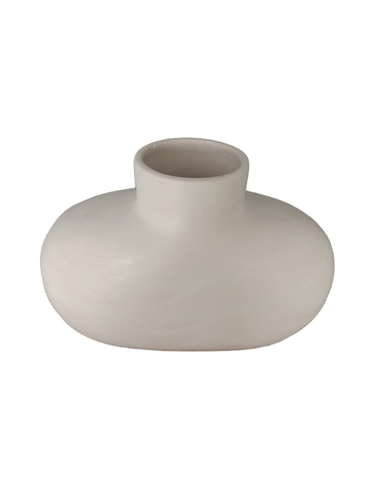 Florero Perla Decorativo en Cerámica con Líneas en Relieve, de 23x15 cm