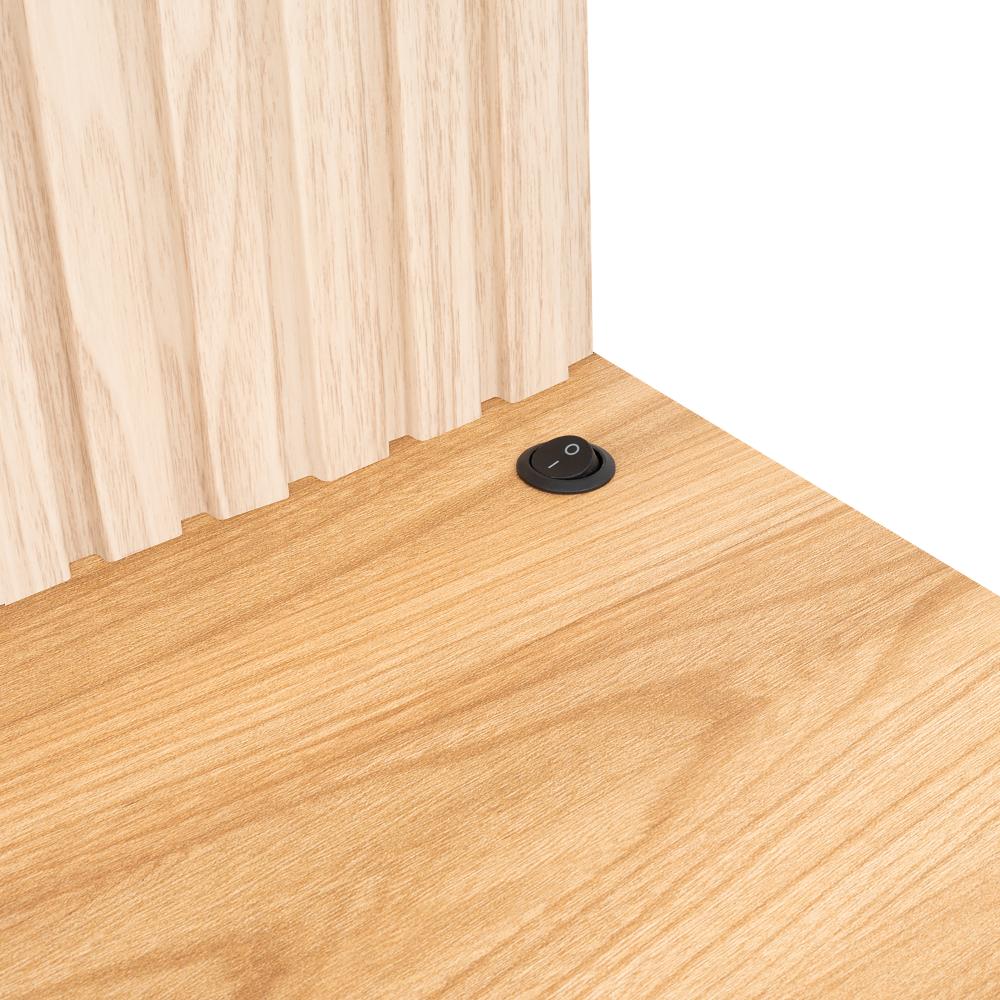 Panel de Tv Isolde, Capri y Fresno Europeo, con Espacio Para Televisor de Hasta 70 Pulgadas