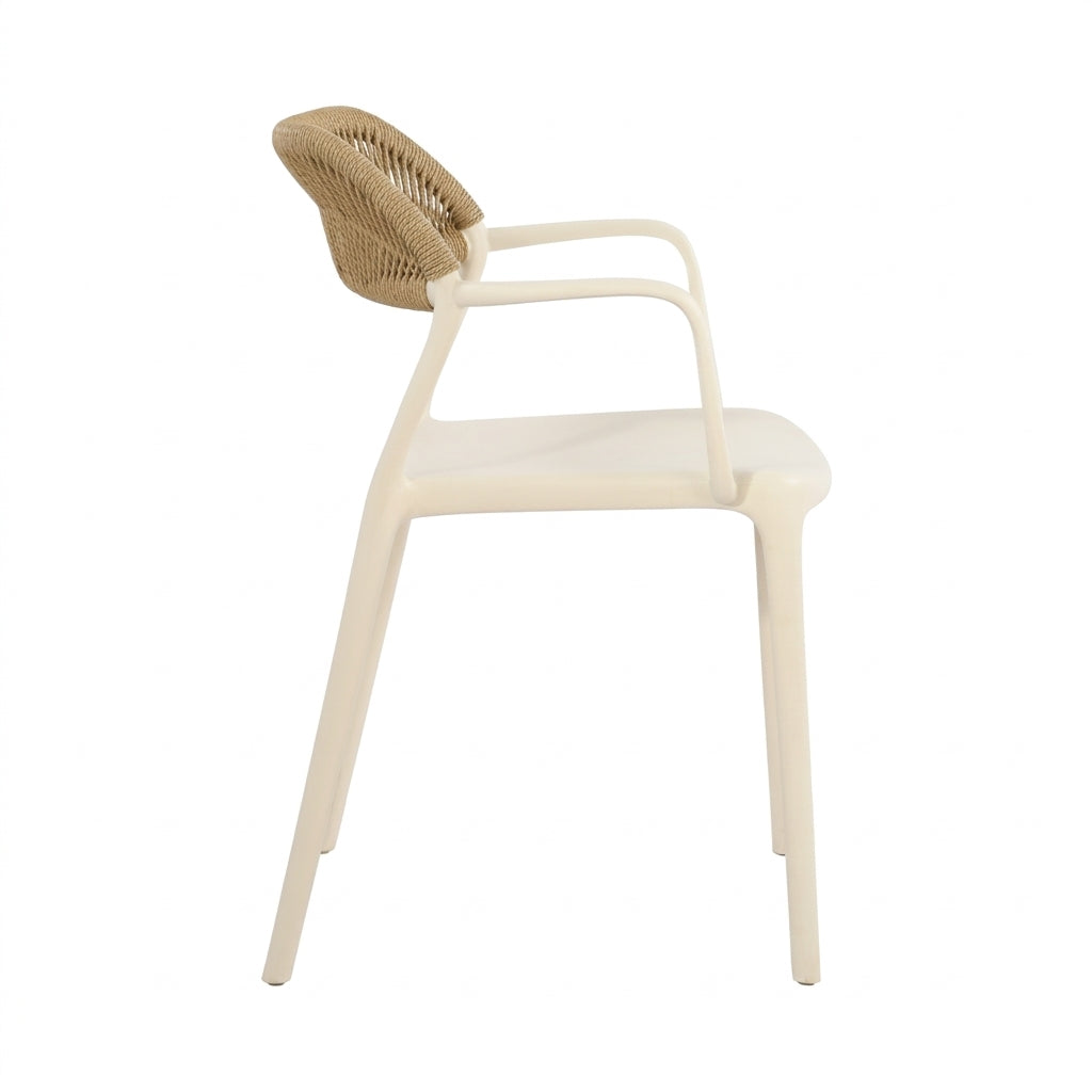 Silla con Brazos Bombay, Taupe Claro y Beige, con Espaldar en Cuerdas y Diseño Moderno