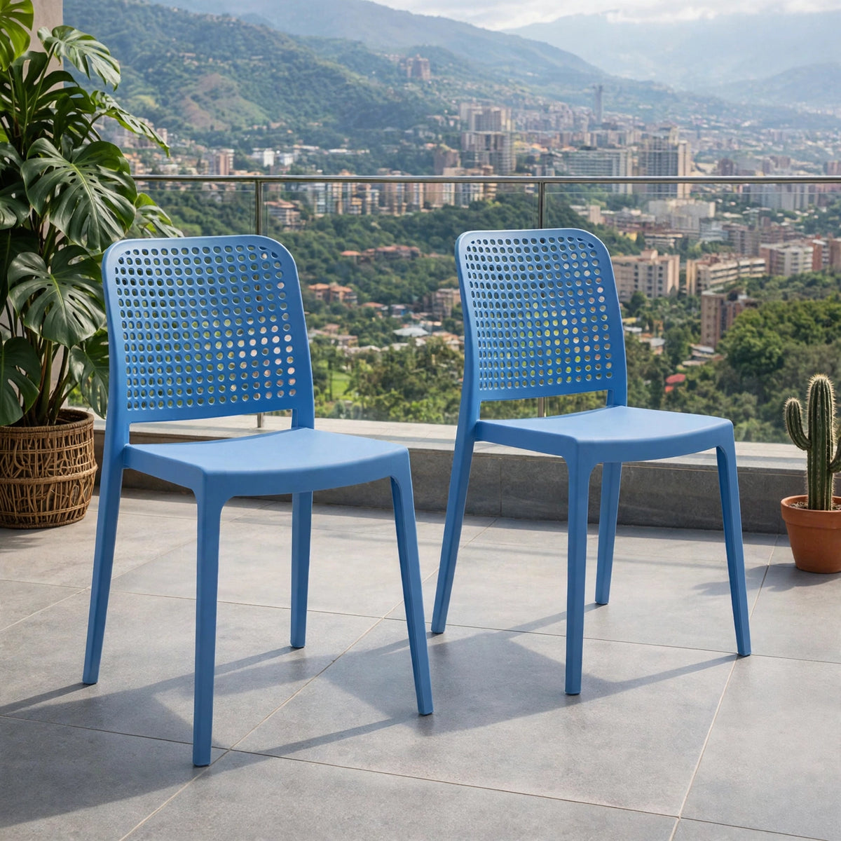 Set de 2 Sillas Bronx, Azul Oceano, con Espaldar en Cuadrados y Diseño Minimalista