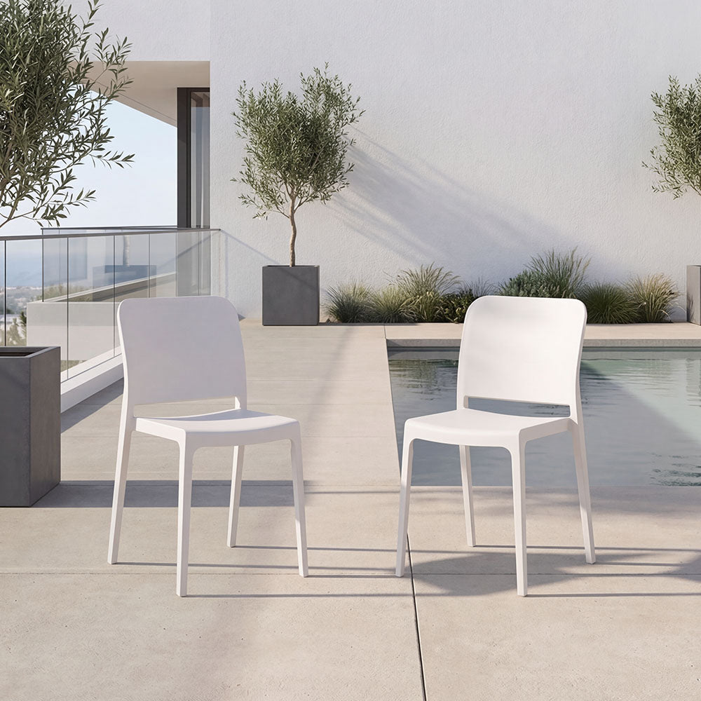 Set de 2 Sillas Triveca, Blanco, con Espaldar Cerrado y Diseño Minimalista