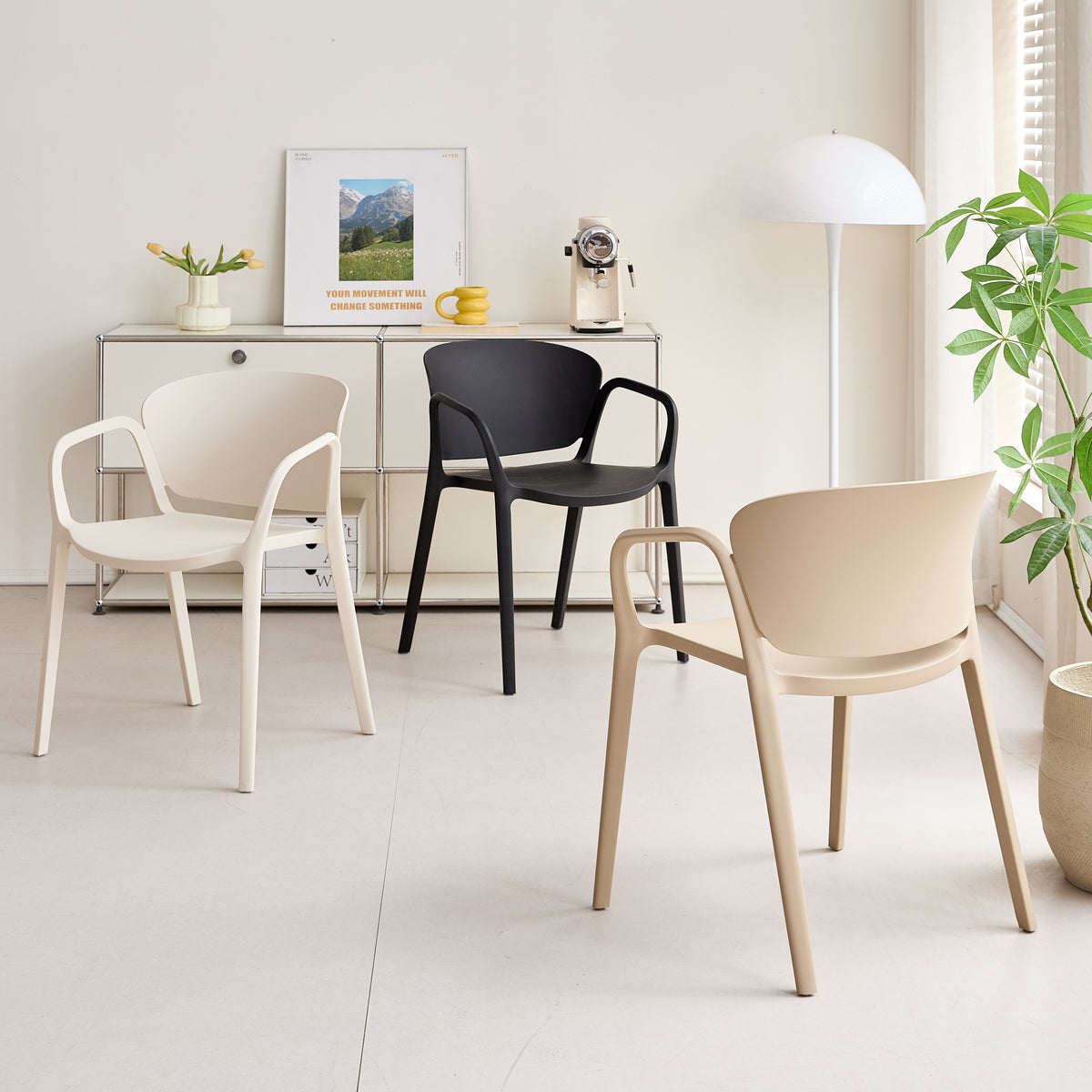 Set de 4 Sillas con Brazos California, Taupe Claro, con Espaldar y Diseño Minimalista