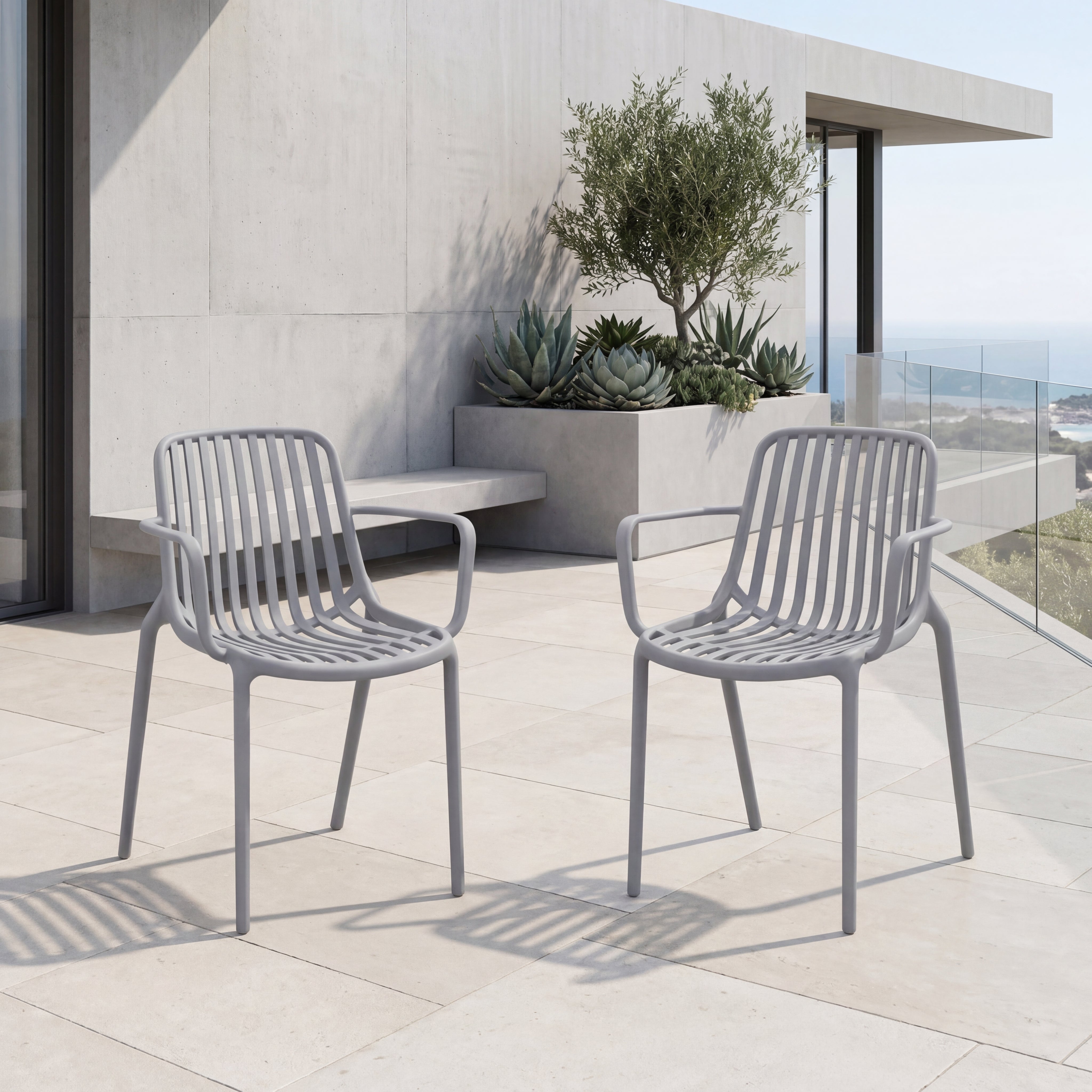 Silla Parma, Gris, Con espaldar en rayas y diseño minimalista X2