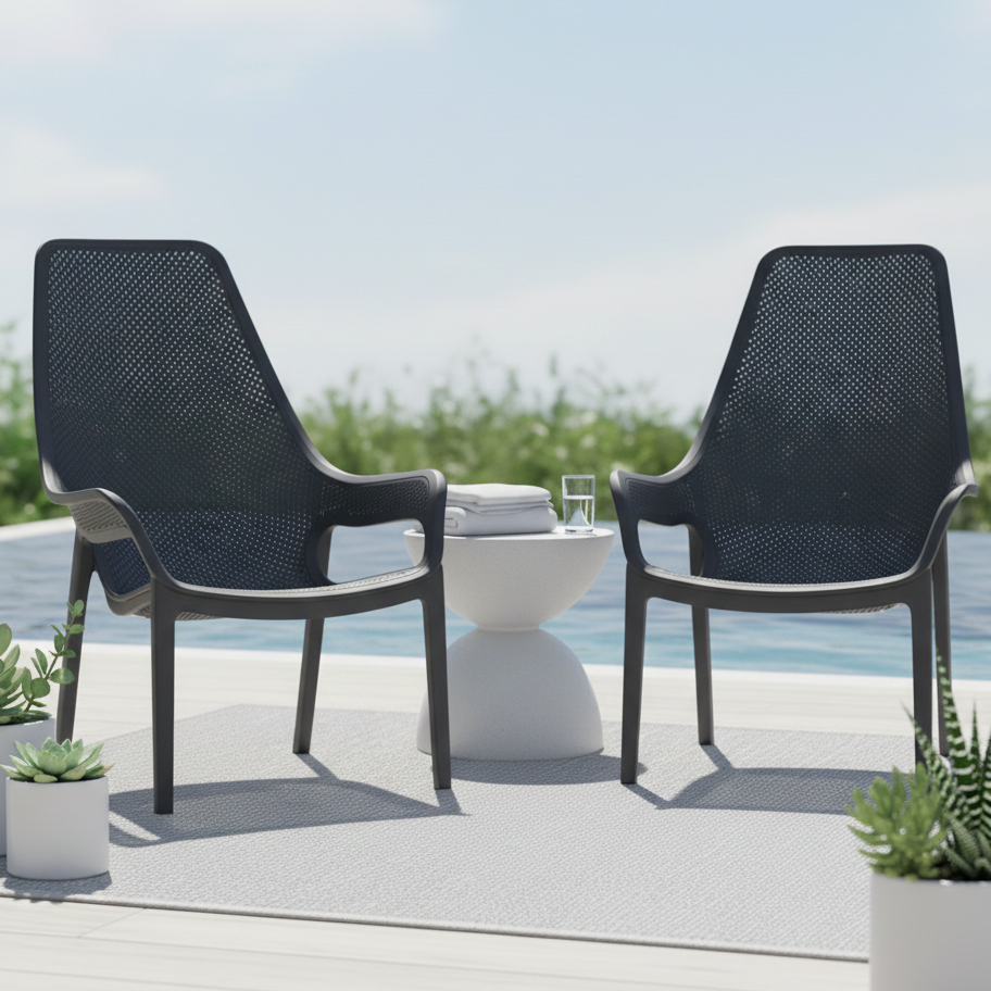 Silla Lounge Mayorca, Negro, con espaldar y reposa brazos X4