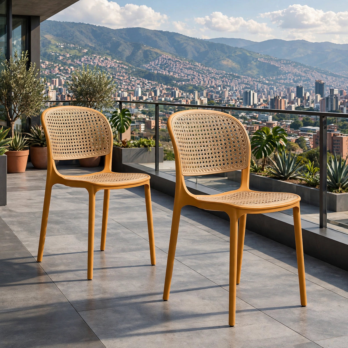 Set de 2 Sillas Nest, Color Salmón y Beige, con Espaldar y Asiento en Rejilla