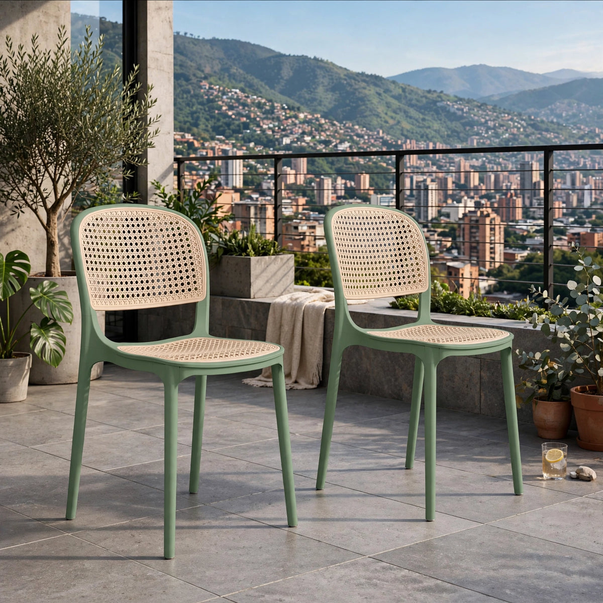 Set de 2 Sillas Nest, Verde Olivo y Beige, con Espaldar y Asiento en Rejilla