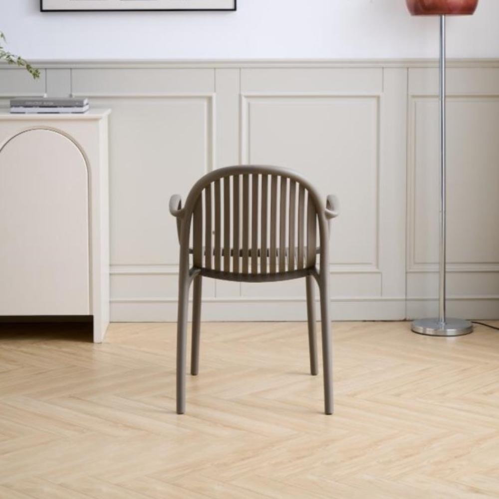 Set de 4 Sillas Marruecos con Brazos, Taupe, con Espaldar en Rayas y Diseño Minimalista