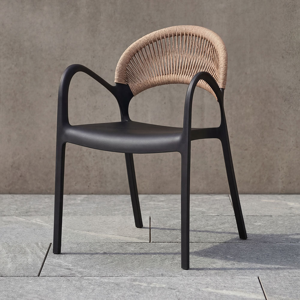 Silla Daytona, Negro y Café Claro, Con Espaldar, Reposa Brazos y Diseño Minimalista