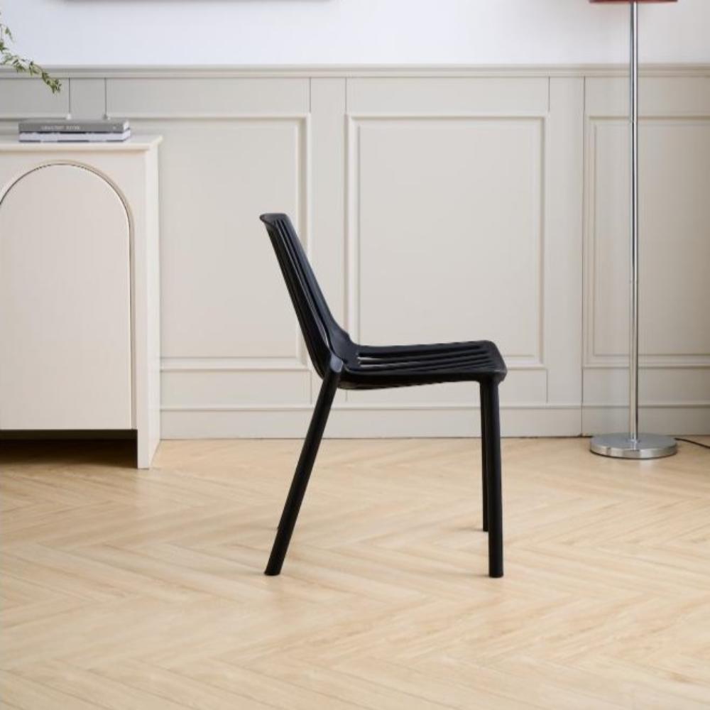 Silla Tanger, Negro, con Espaldar y Diseño Moderno