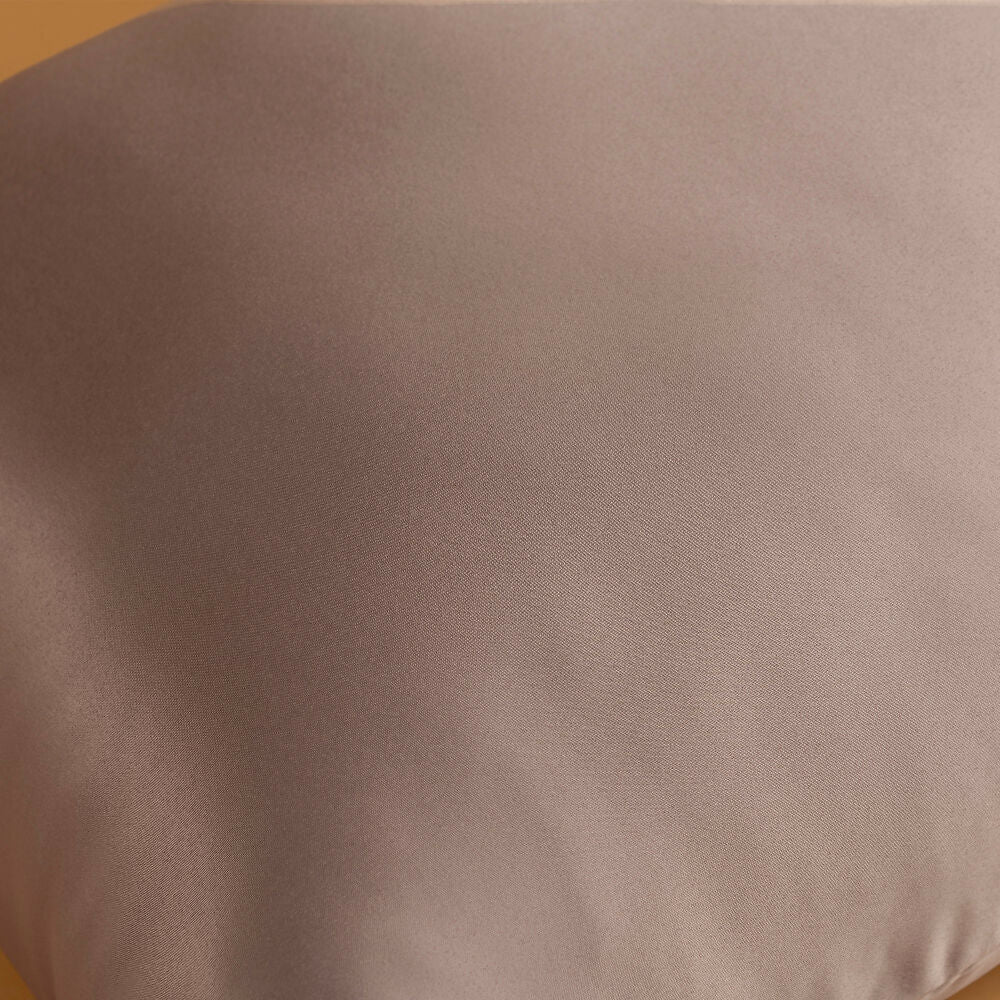 Funda Almohada Sweet Pink, en Satin, de 50 x 77 cm